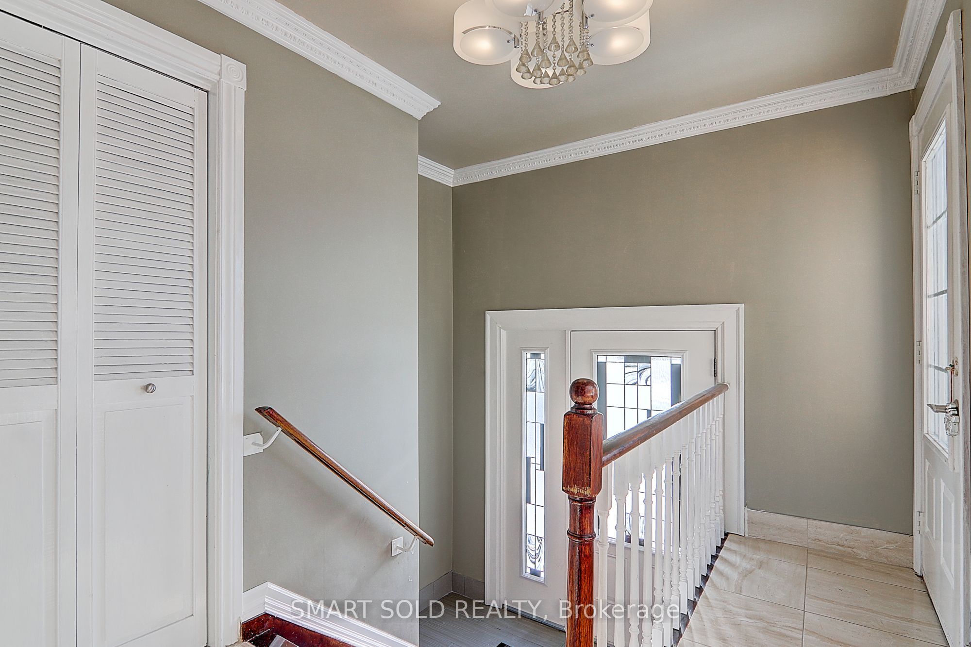 12 Glendinning Avenue Property Photo 2