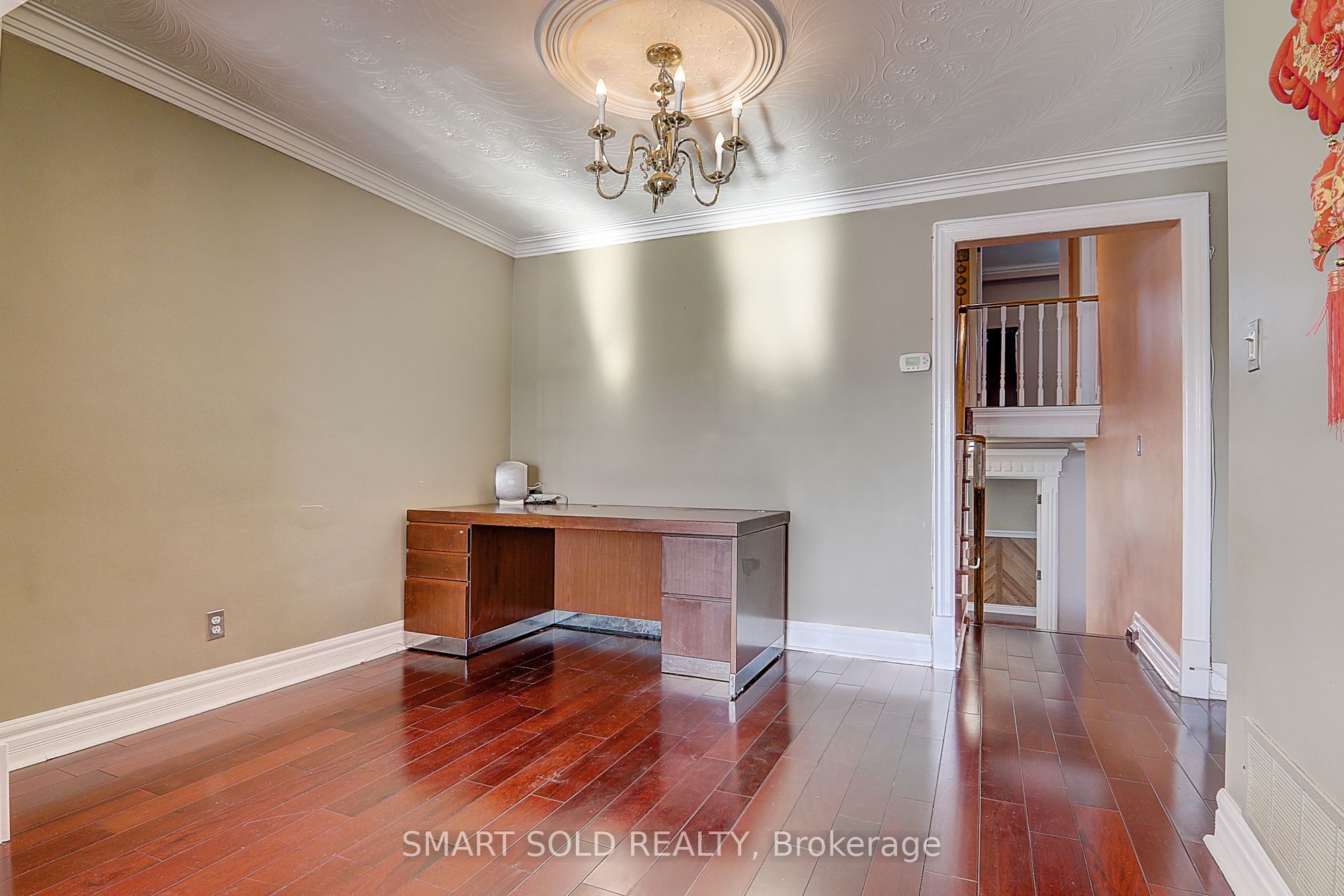12 Glendinning Avenue Property Photo 10