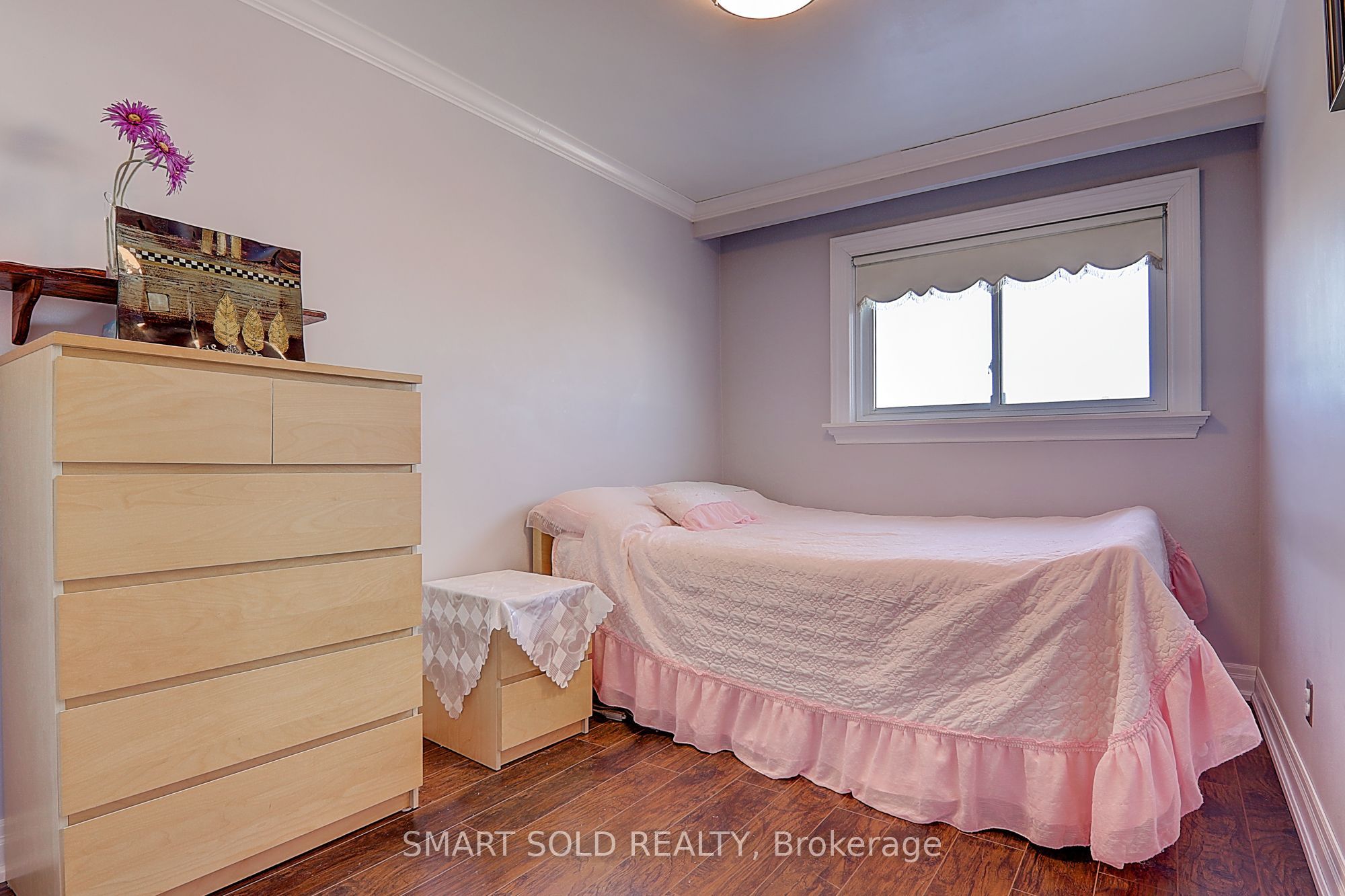 12 Glendinning Avenue Property Photo 14
