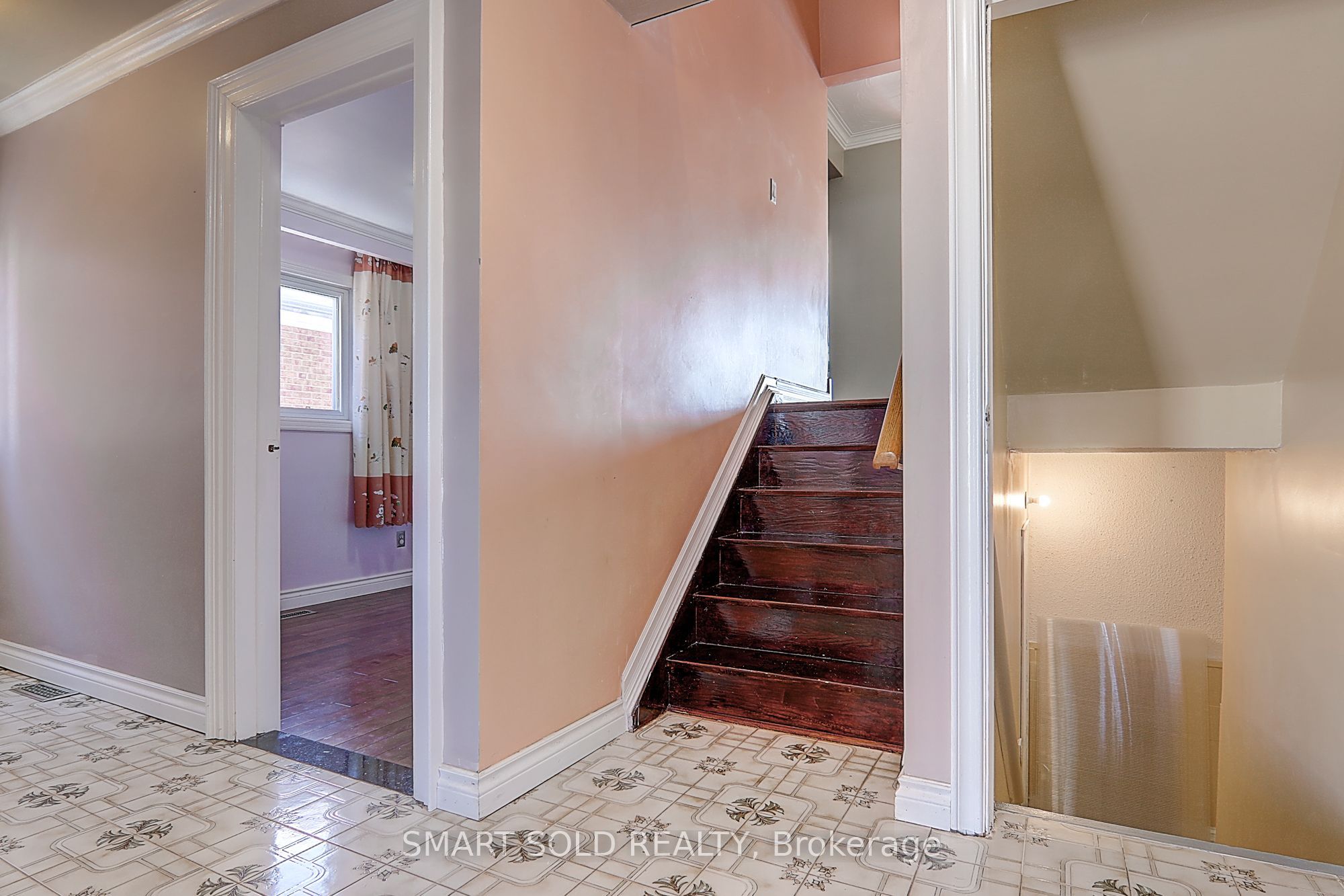 12 Glendinning Avenue Property Photo 19