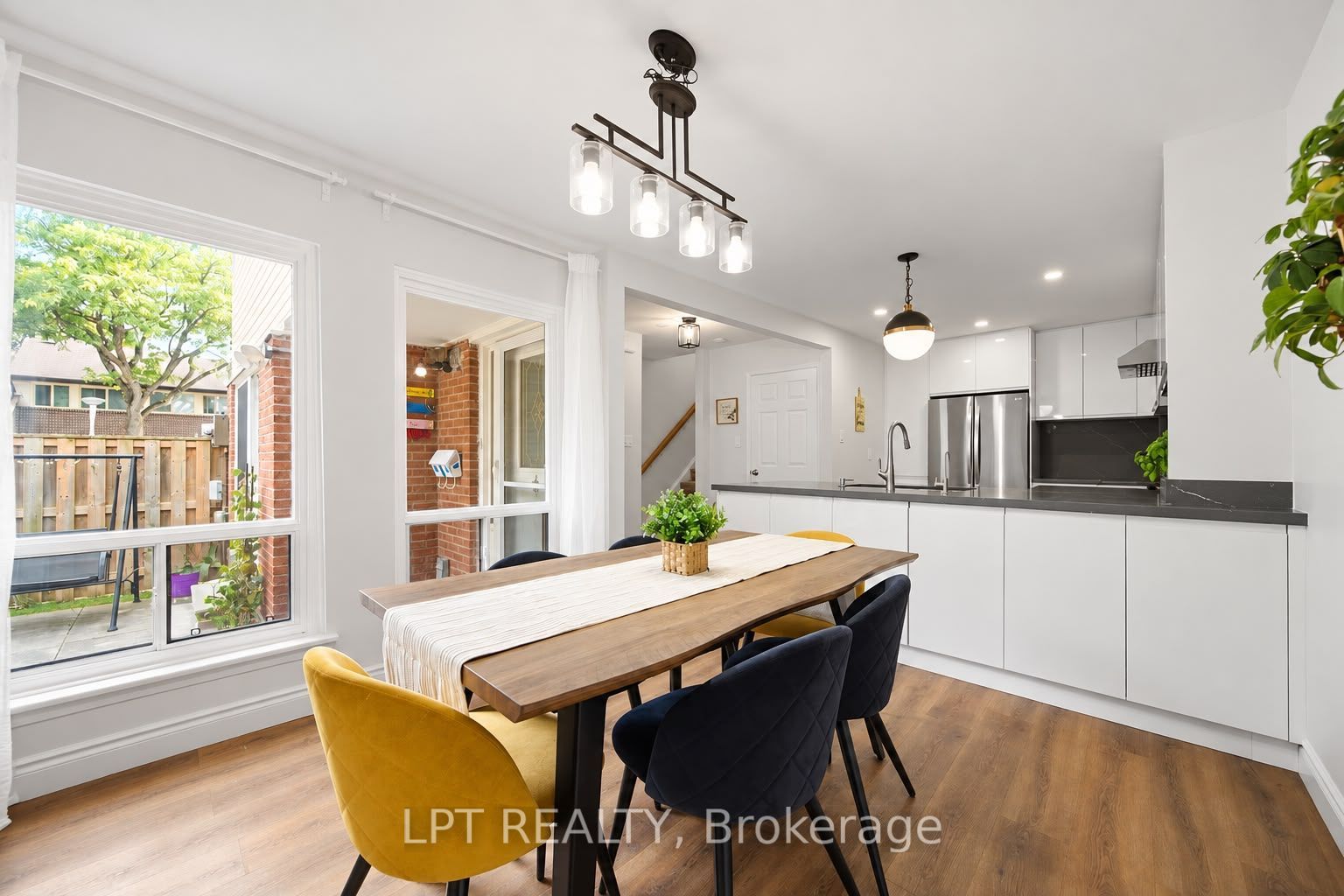 155 Glovers Road 110