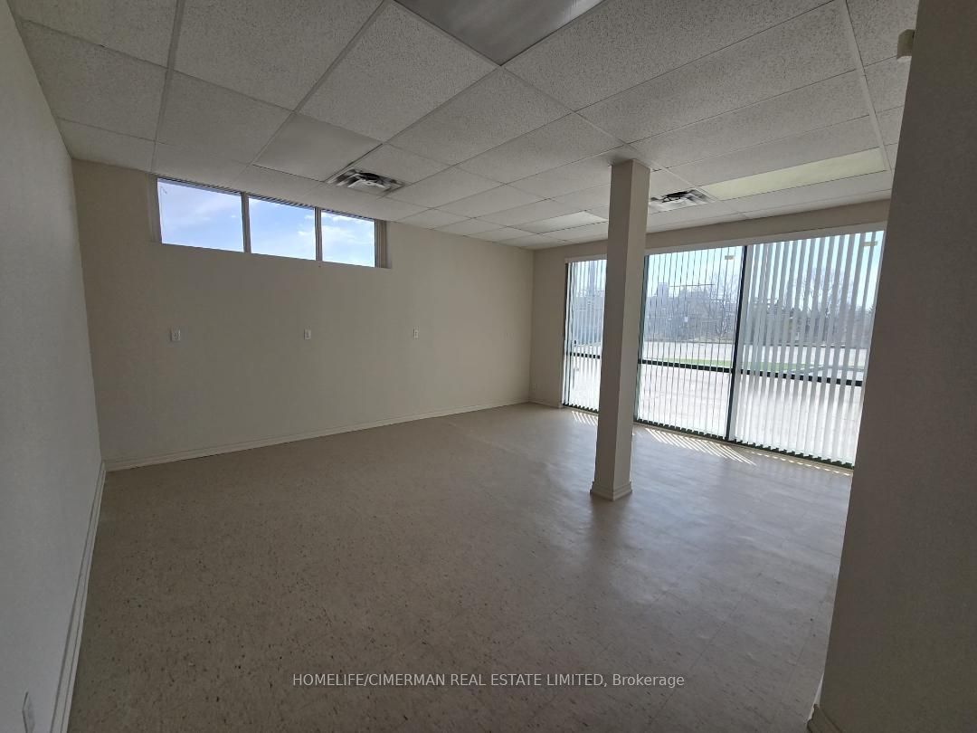 4245 Sheppard Avenue E Property Photo 5