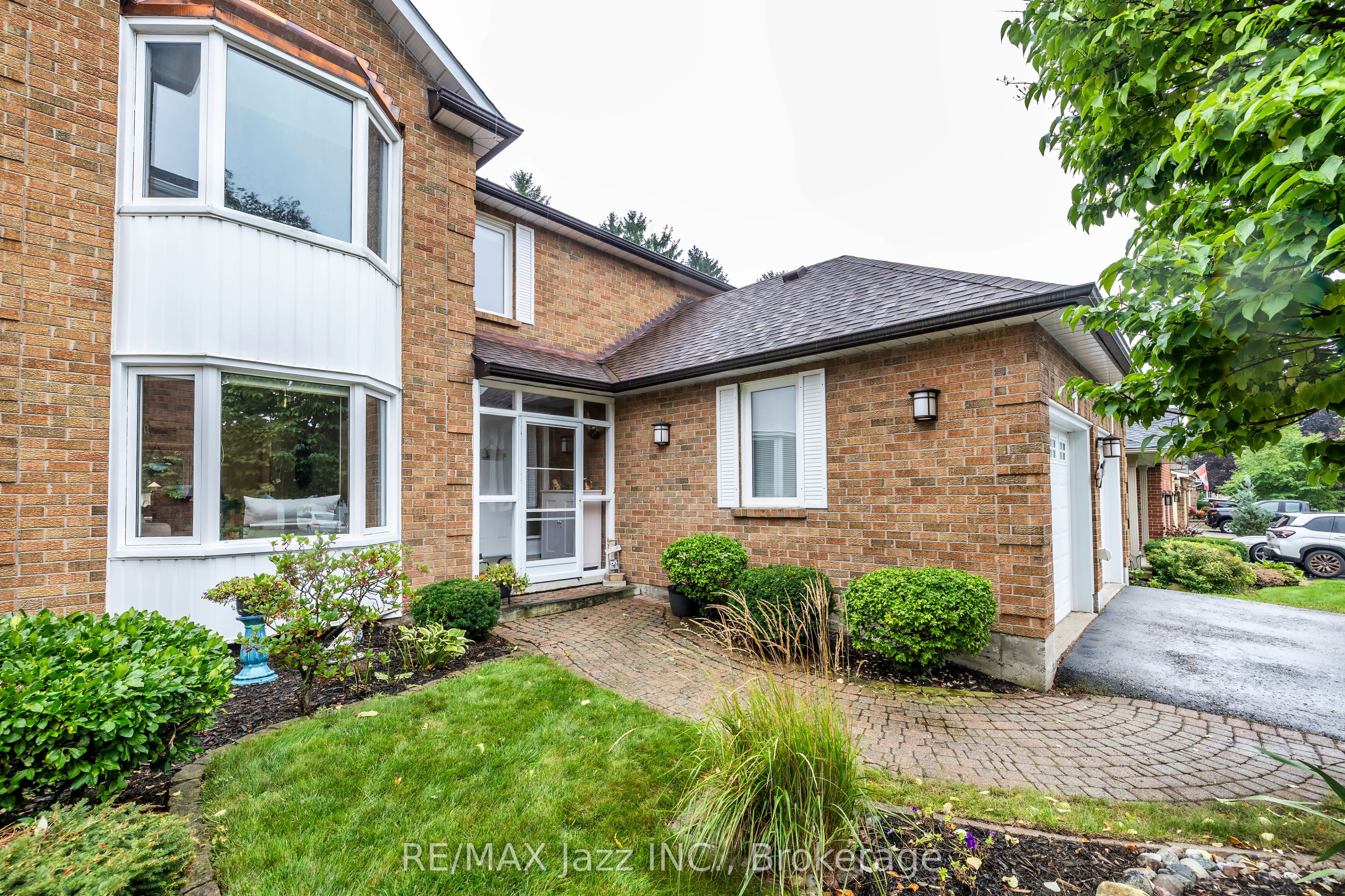 29 Valleycrest Drive