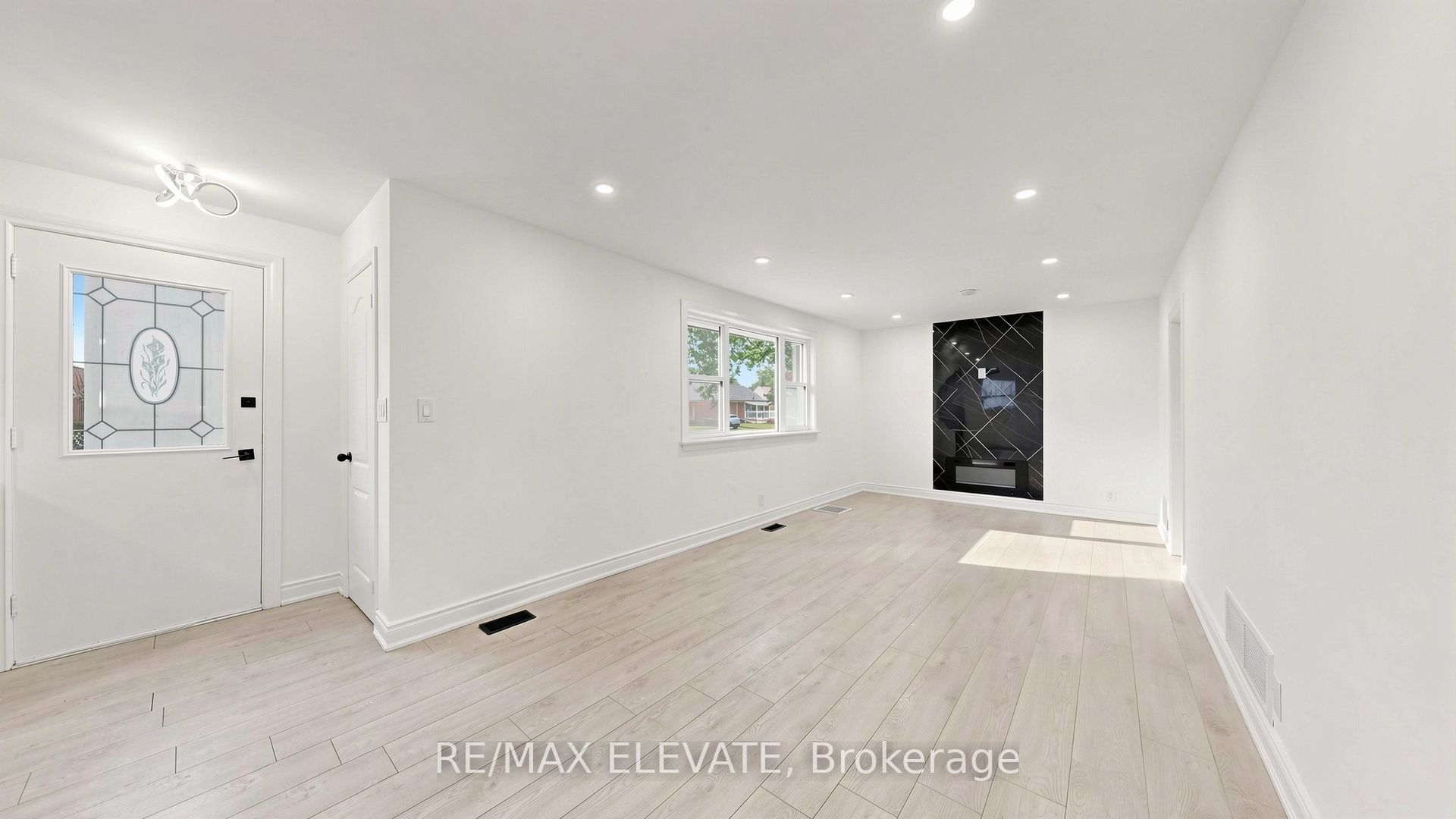 81 Admiral Road Property Photo 5