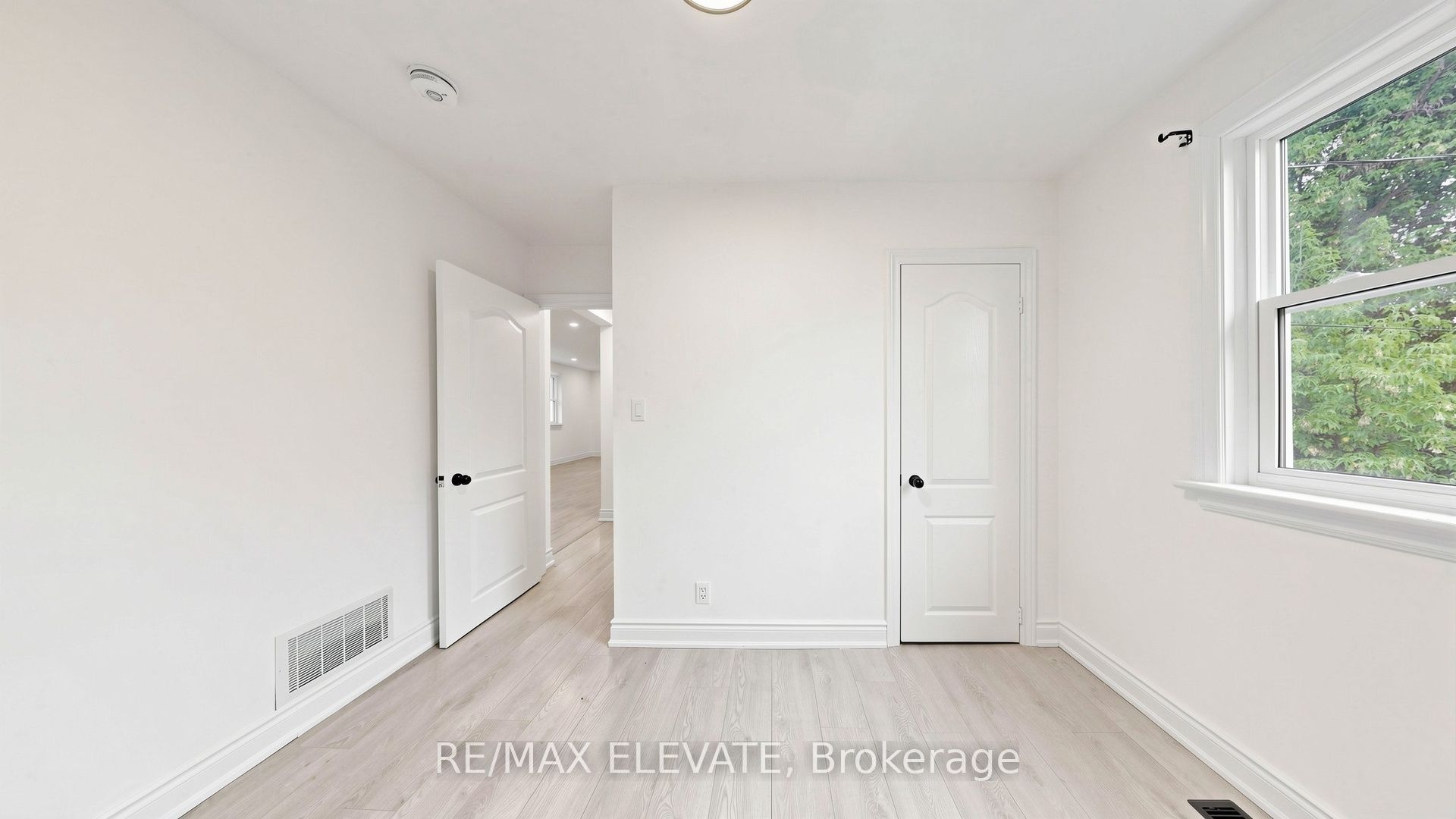 81 Admiral Road Property Photo 32