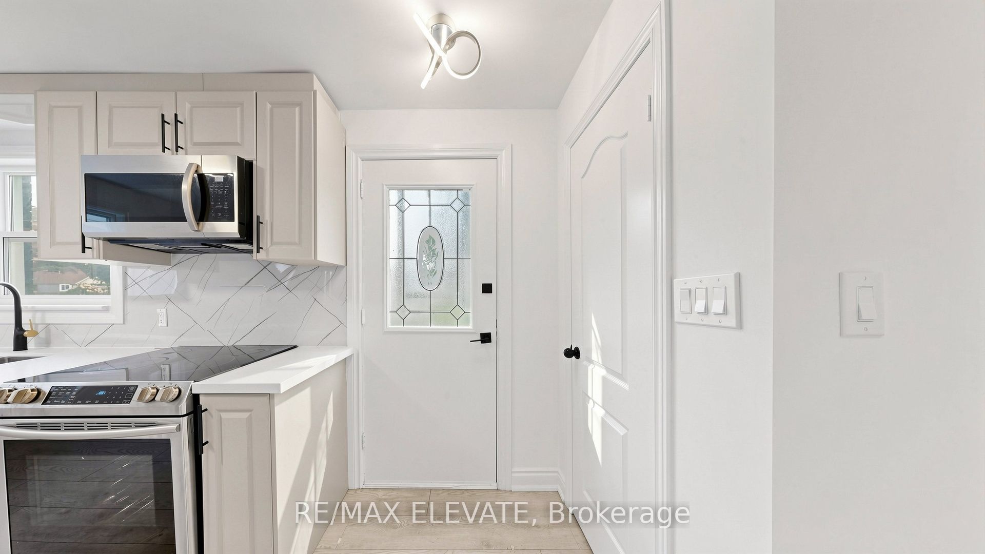 81 Admiral Road Property Photo 35