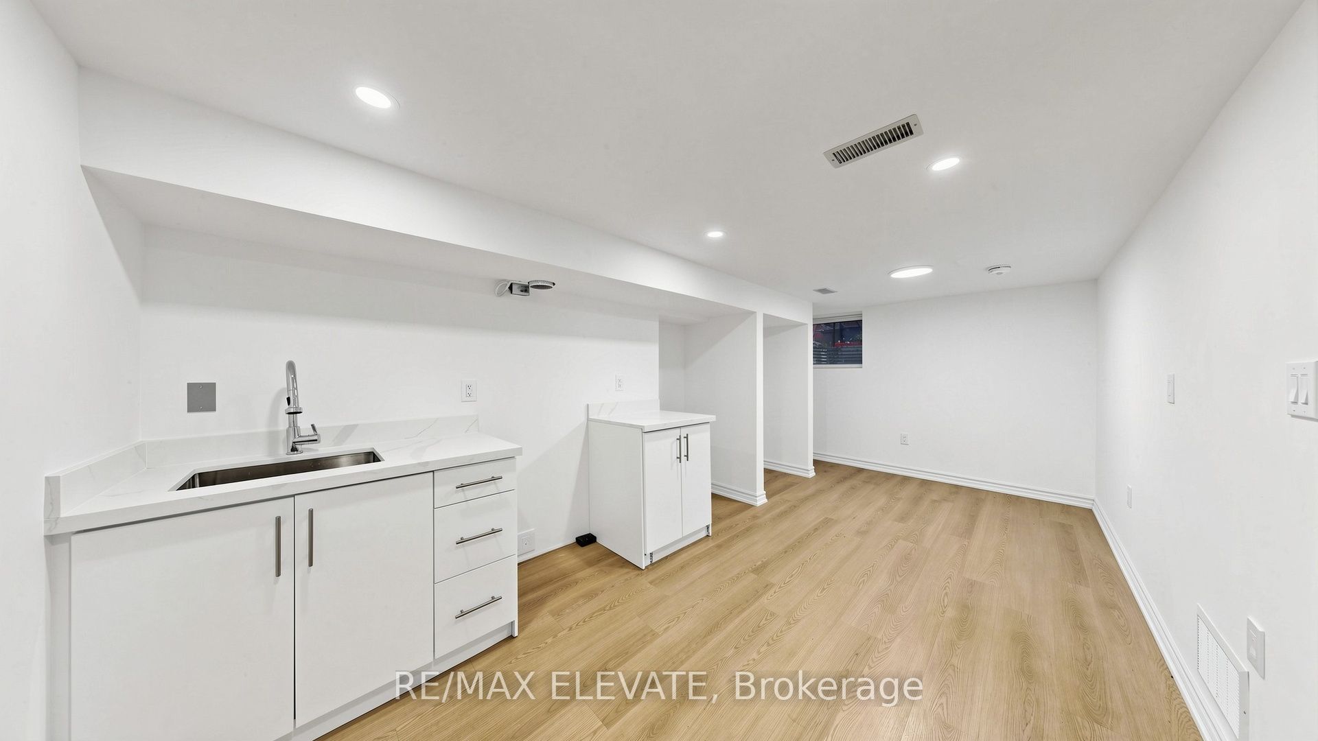 81 Admiral Road Property Photo 36