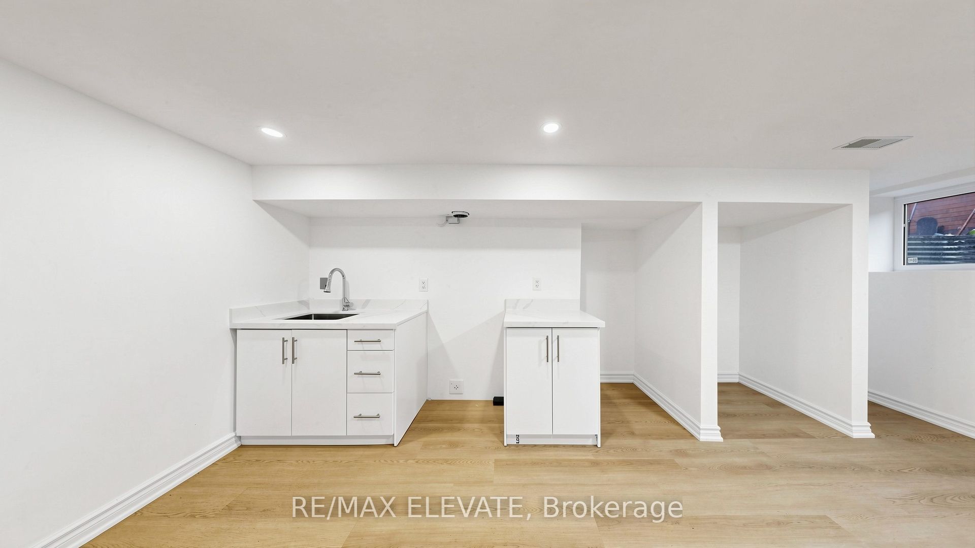 81 Admiral Road Property Photo 37
