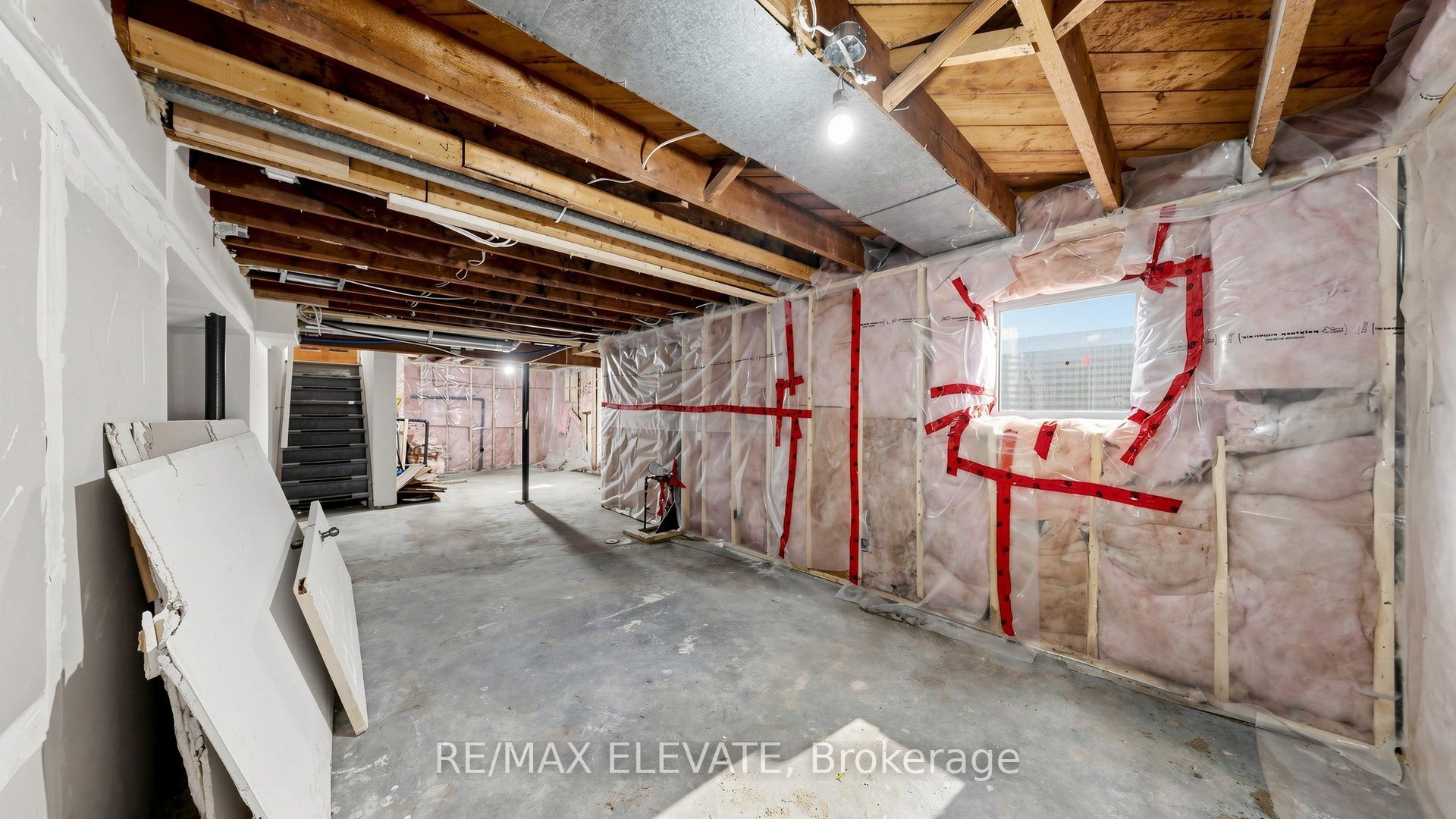 81 Admiral Road Property Photo 43