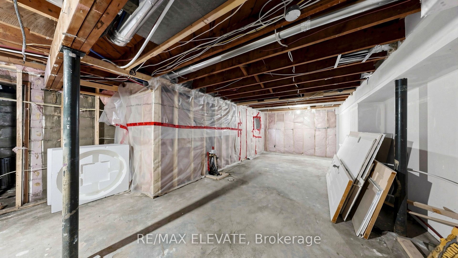 81 Admiral Road Property Photo 45