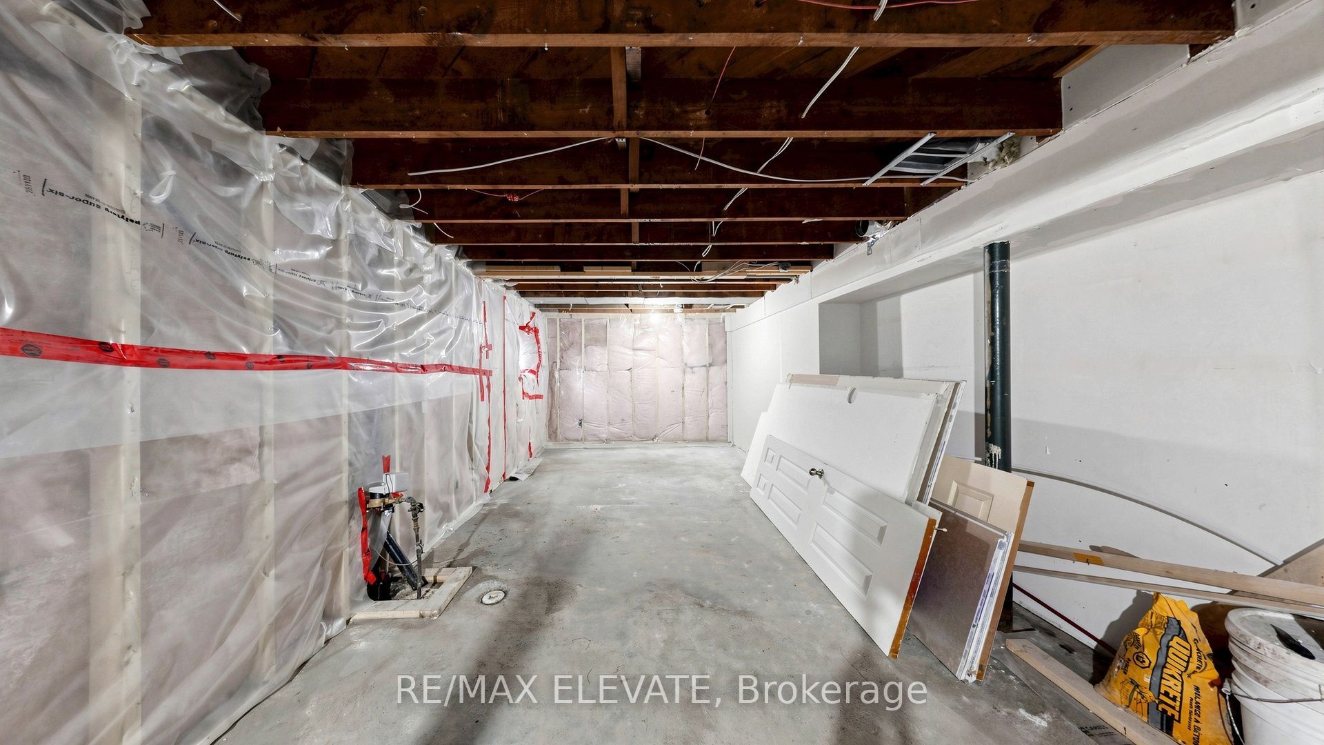 81 Admiral Road Property Photo 46