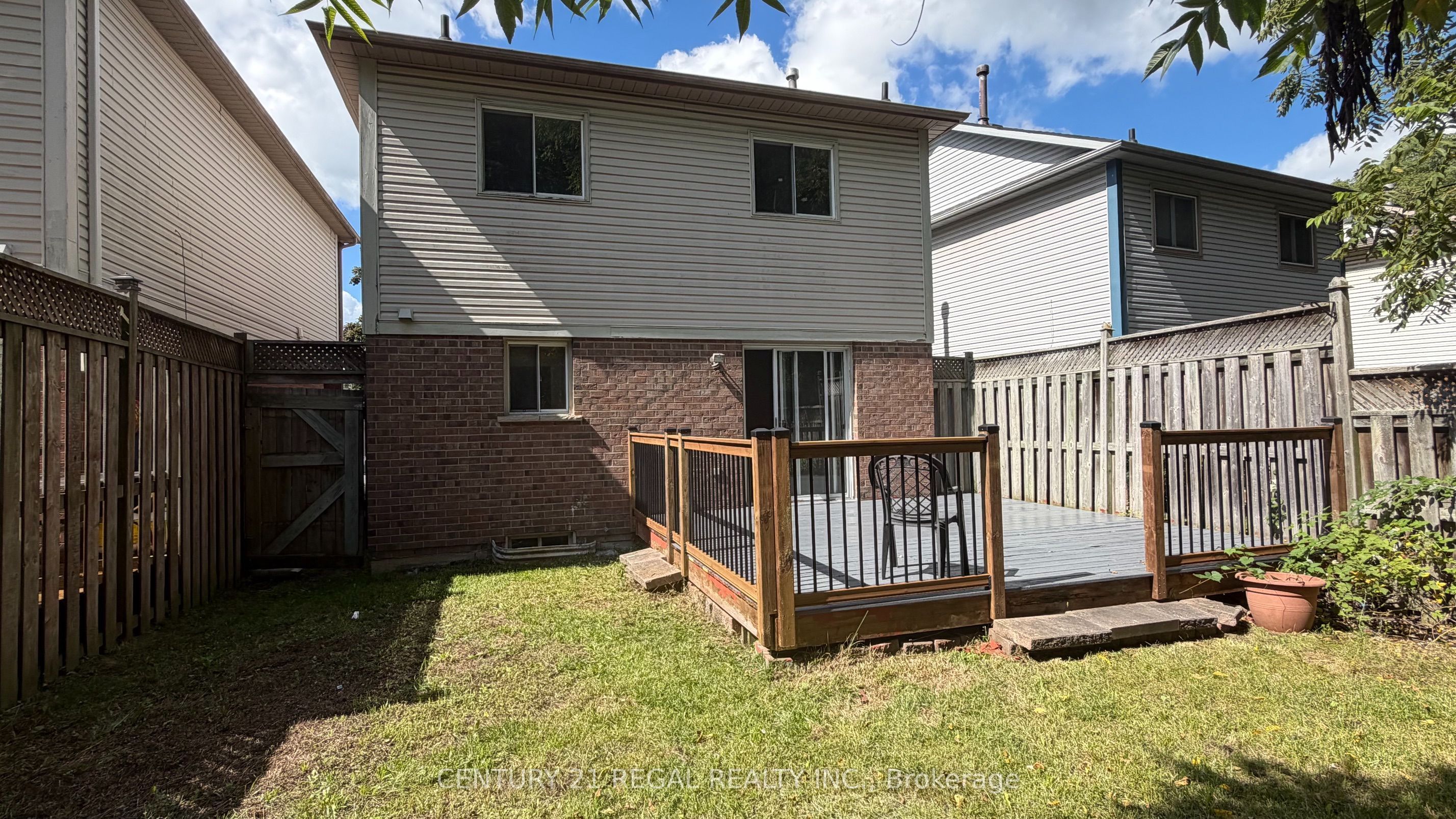 67 Fulton Crescent Property Photo 27