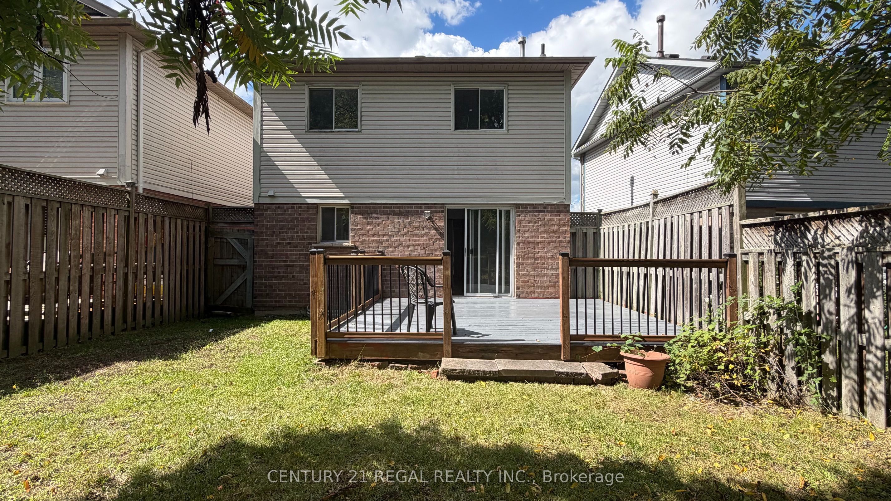 67 Fulton Crescent Property Photo 28