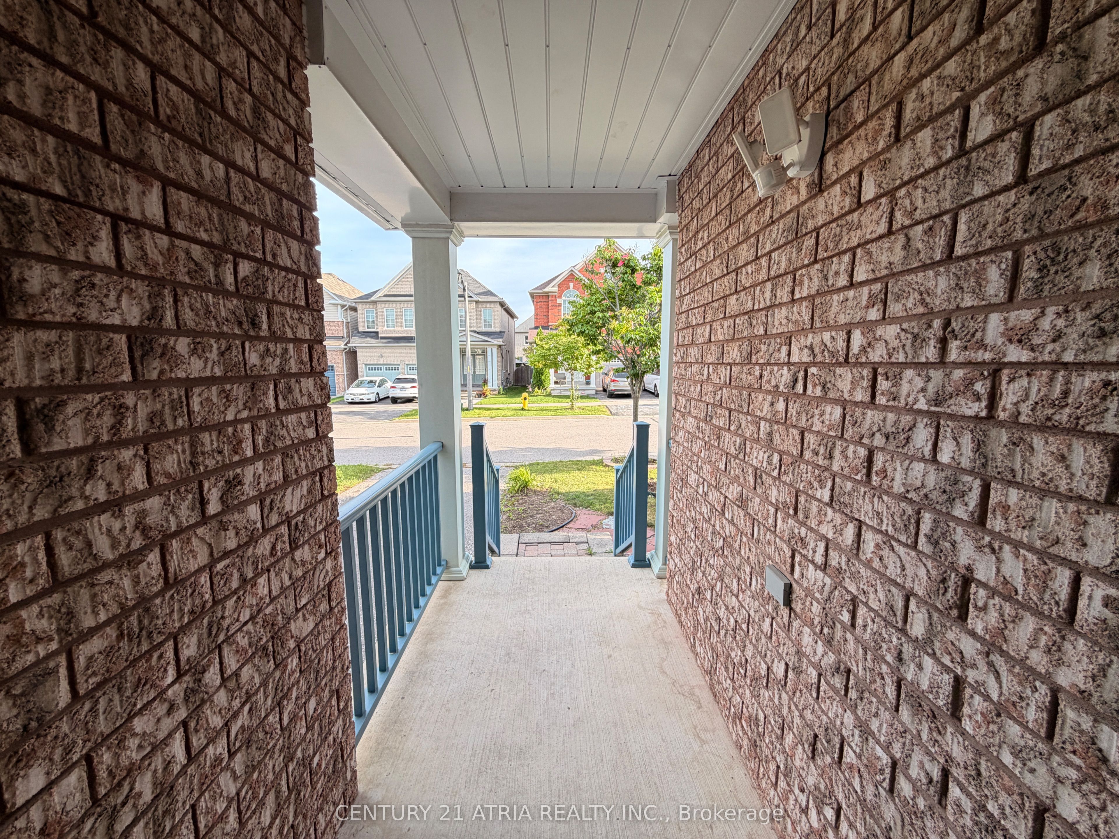 101 Elliottglen Drive Property Photo 2