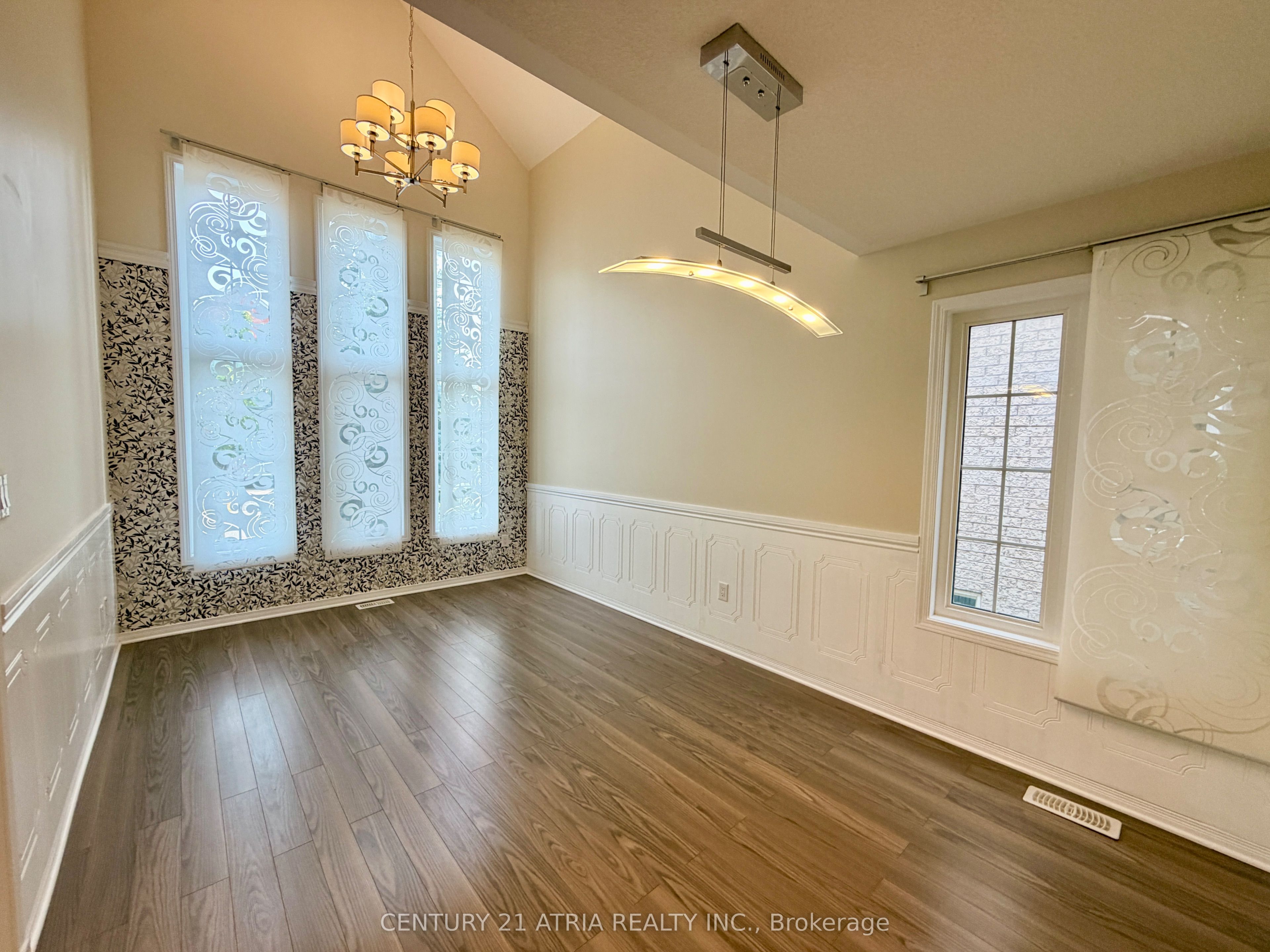 101 Elliottglen Drive Property Photo 3