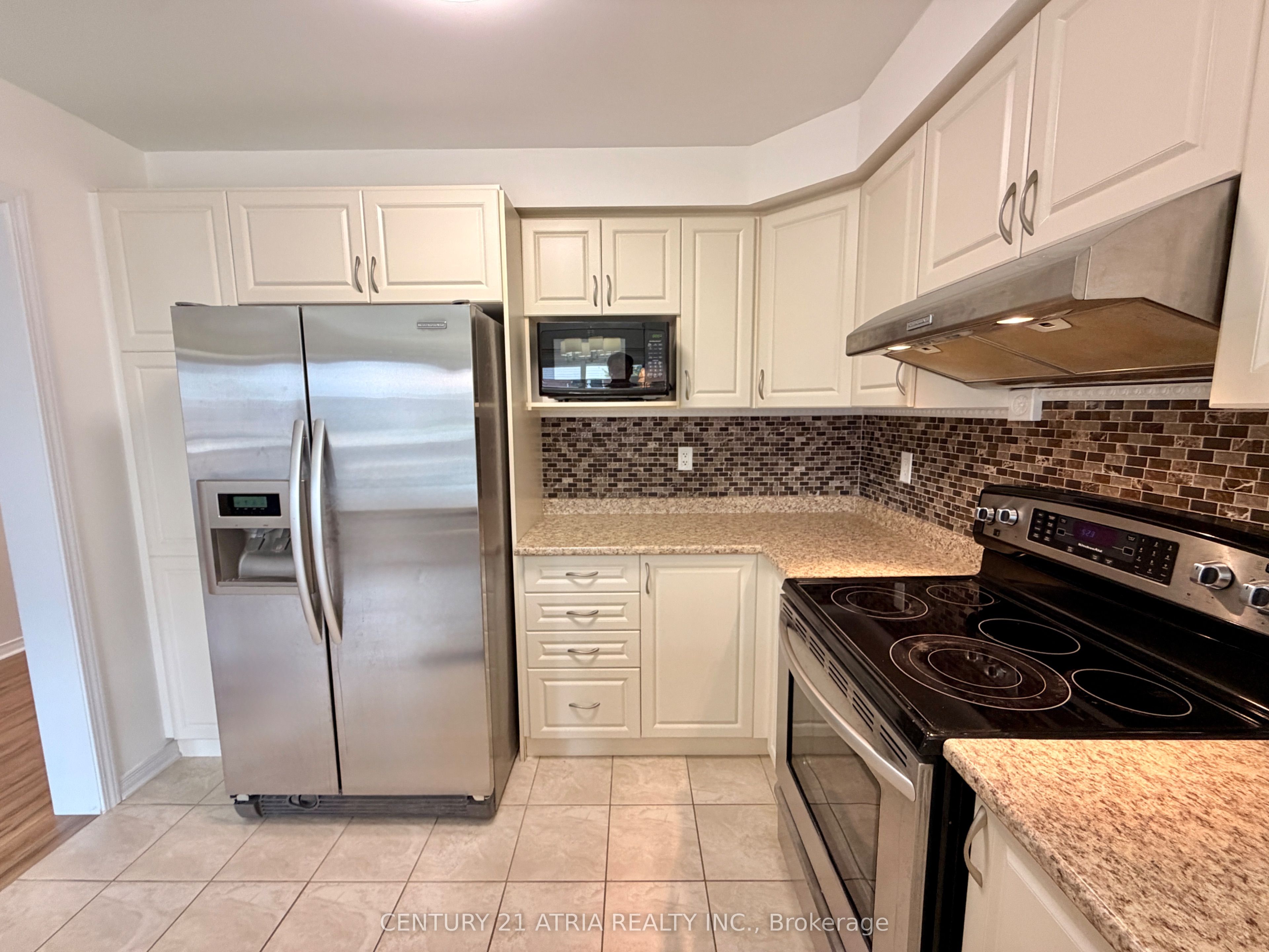101 Elliottglen Drive Property Photo 12