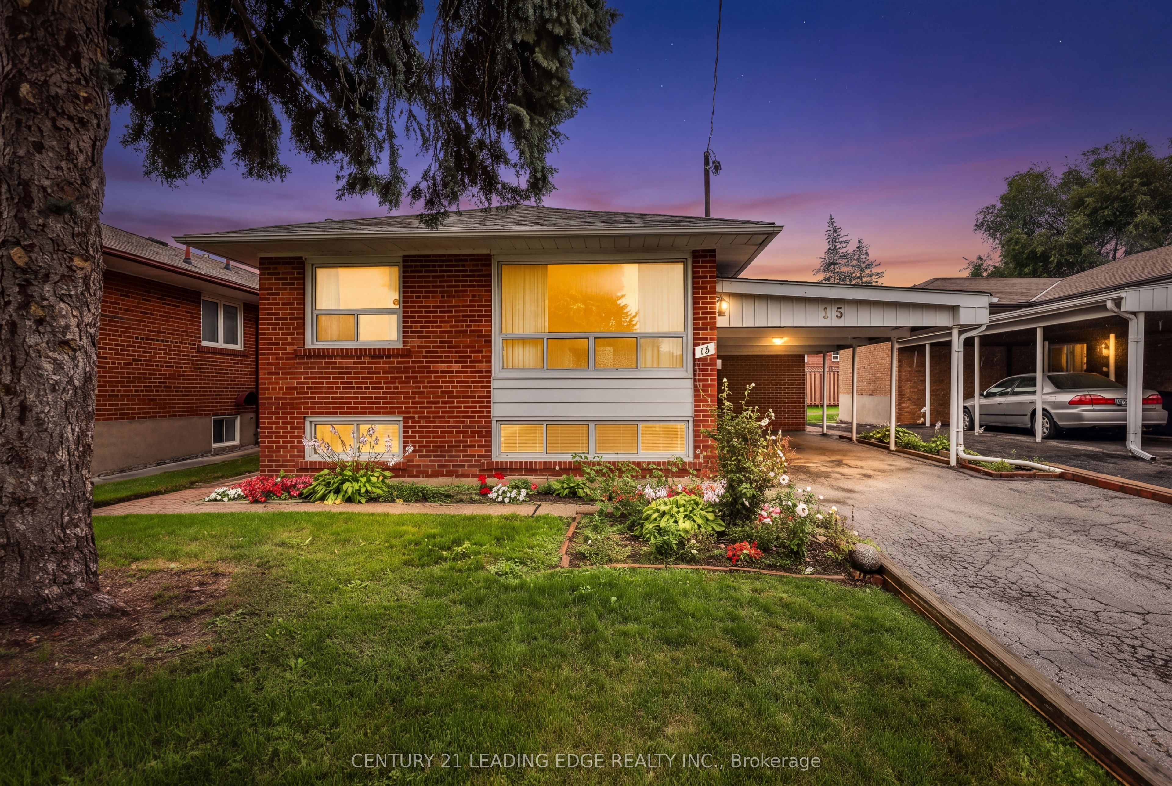 15 Wetherby Drive Property Photo 2