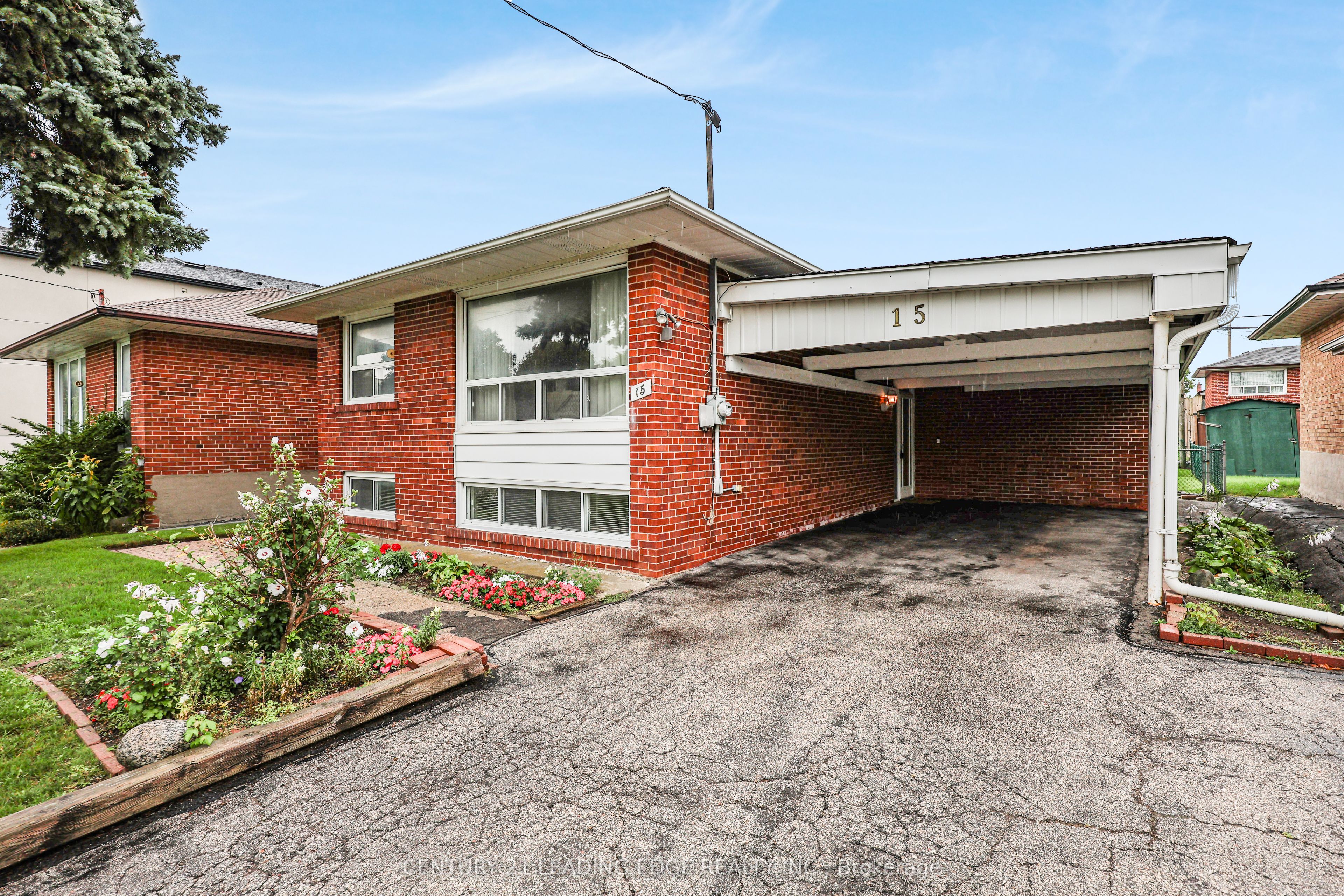 15 Wetherby Drive Property Photo 5