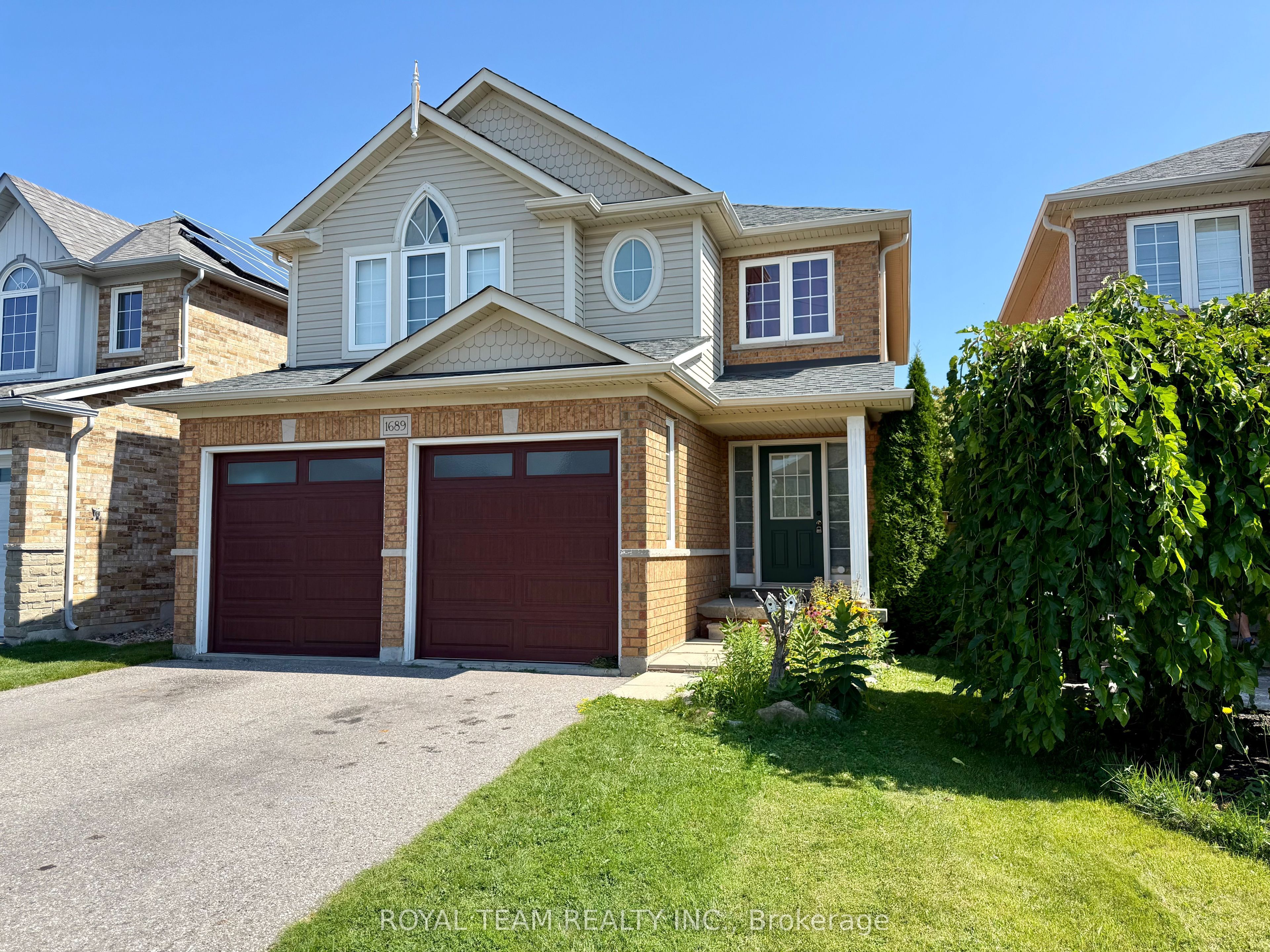 1689 Whitestone Drive Property Photo 1