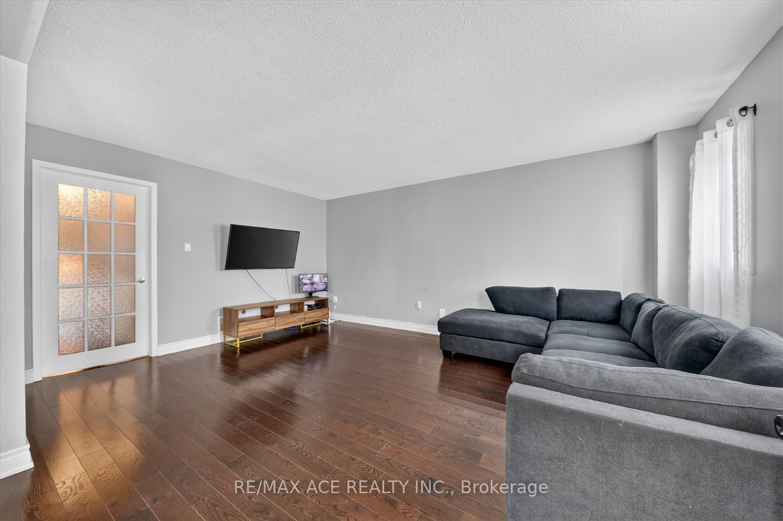 17 Whittington Court Property Photo 13