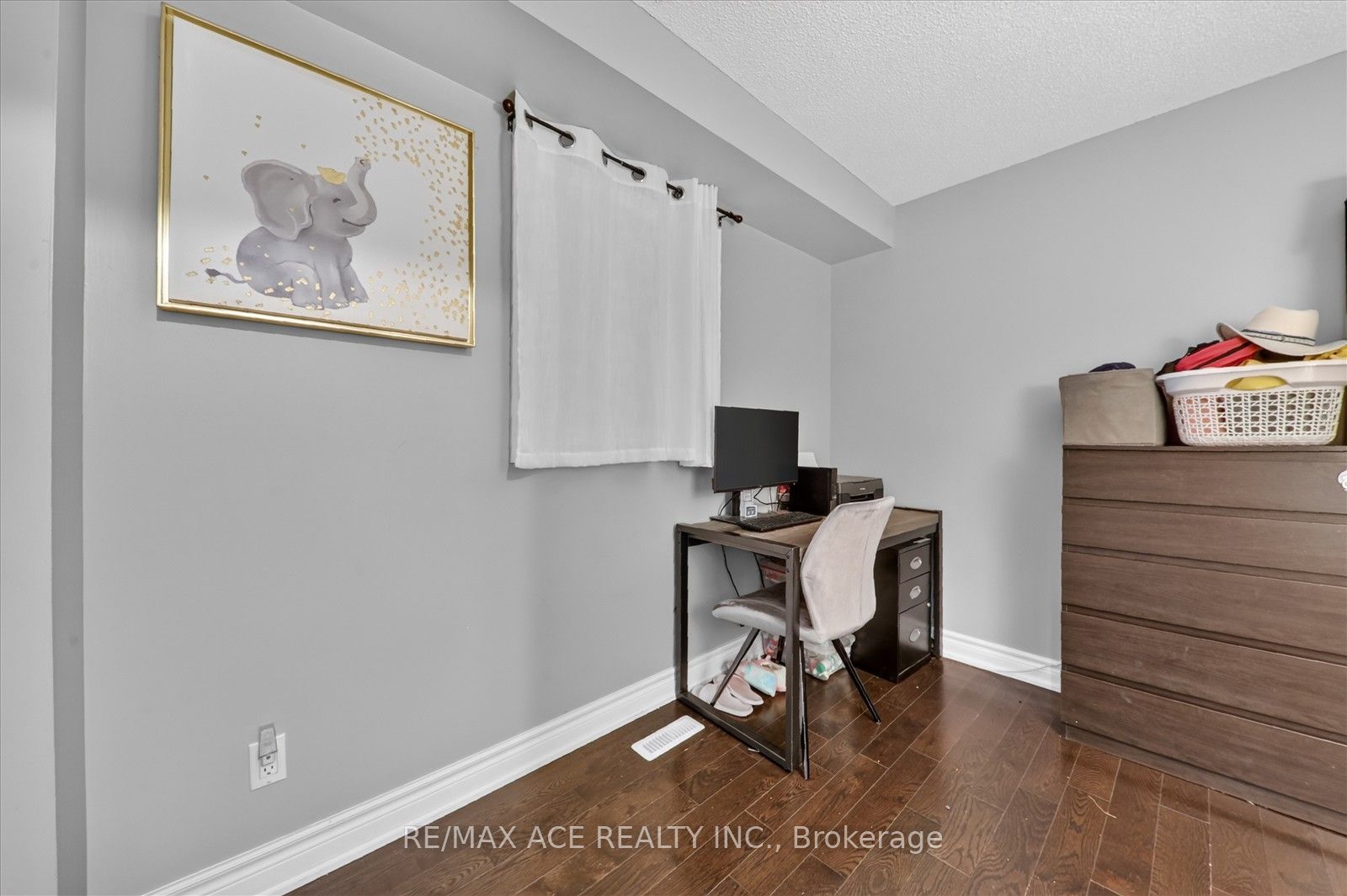17 Whittington Court Property Photo 16