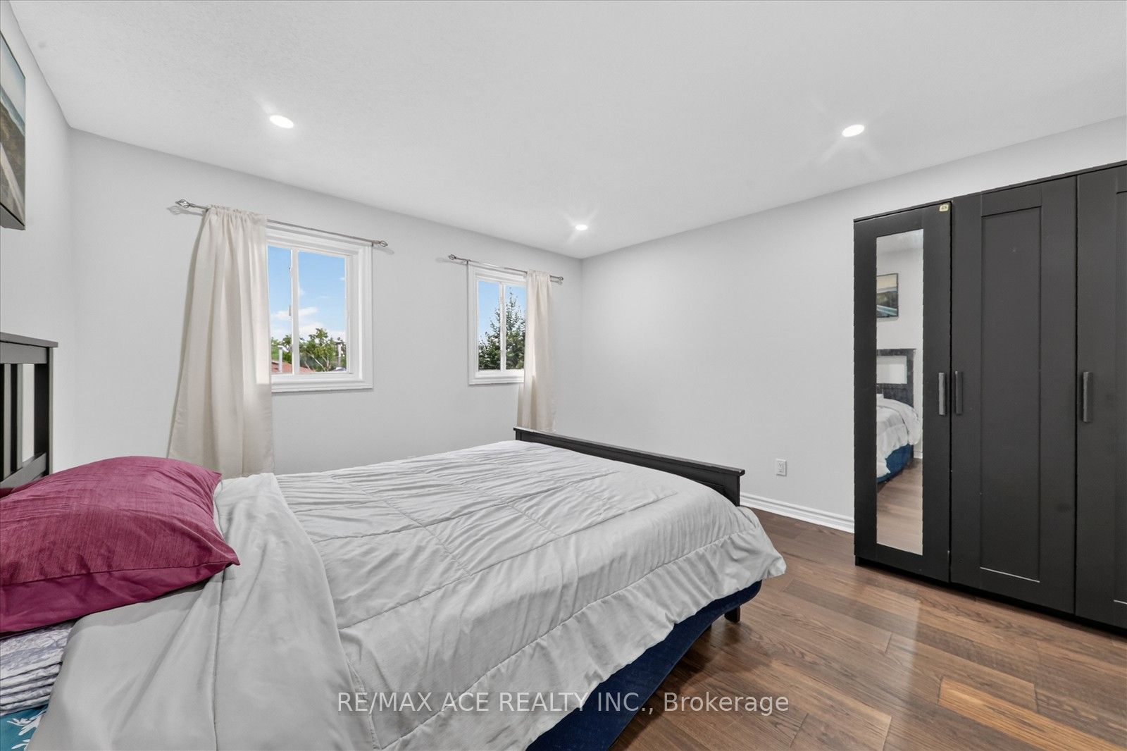 17 Whittington Court Property Photo 29