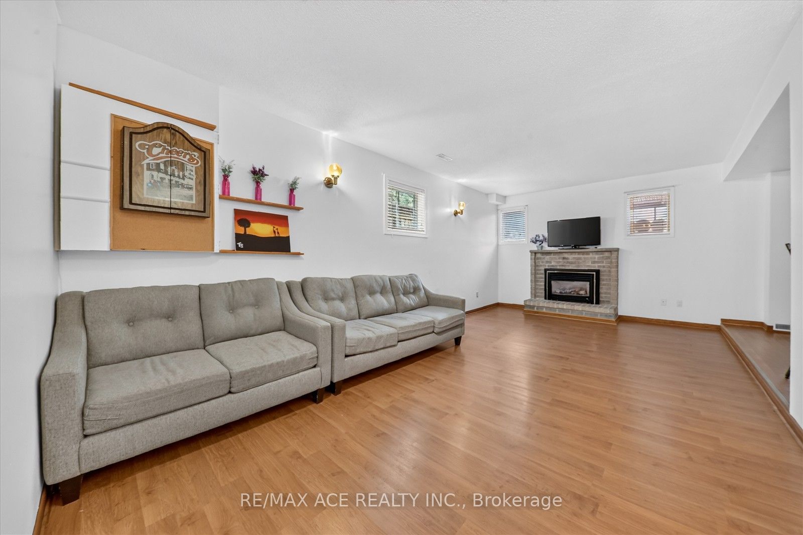 17 Whittington Court Property Photo 34