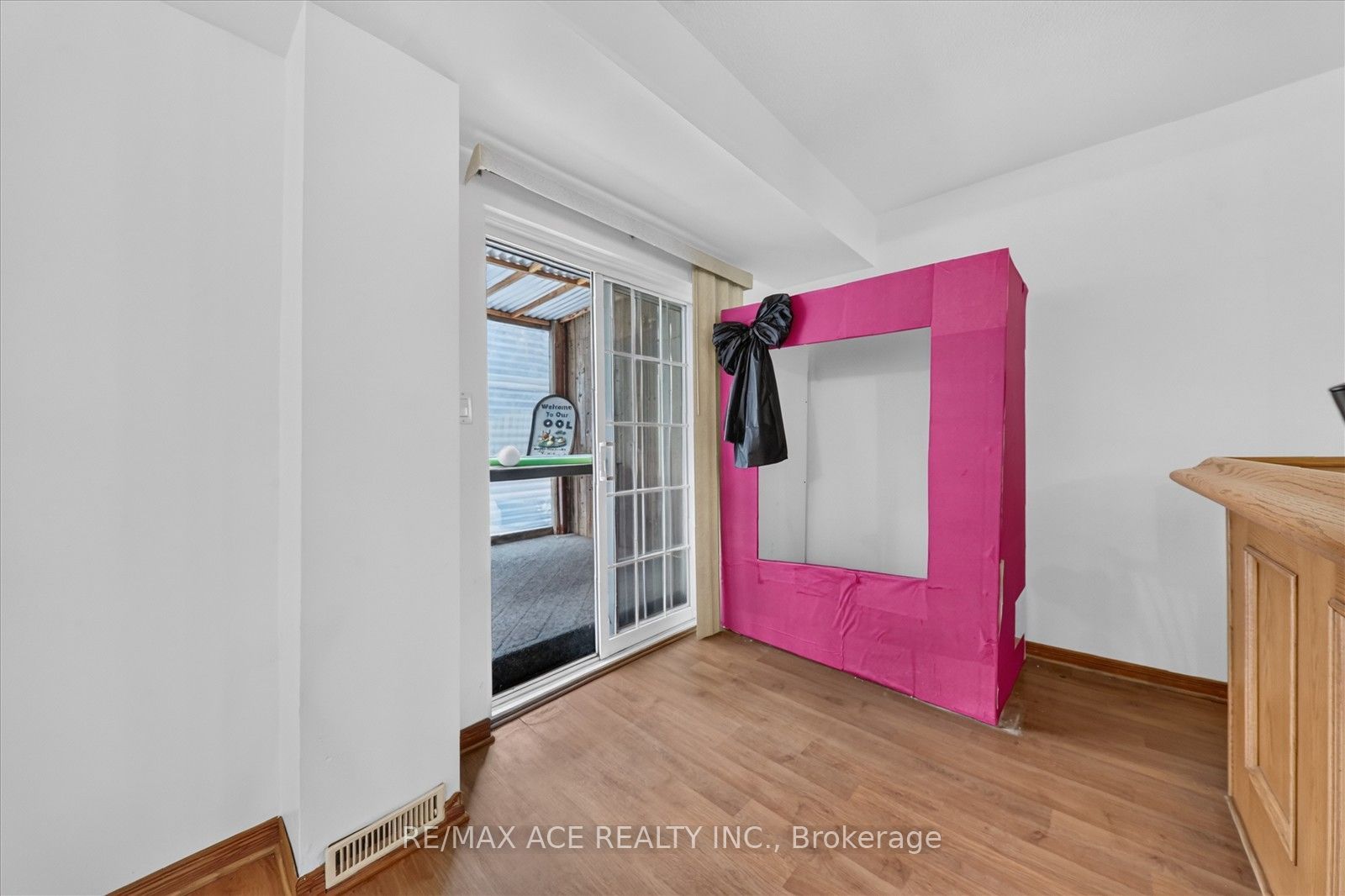 17 Whittington Court Property Photo 38