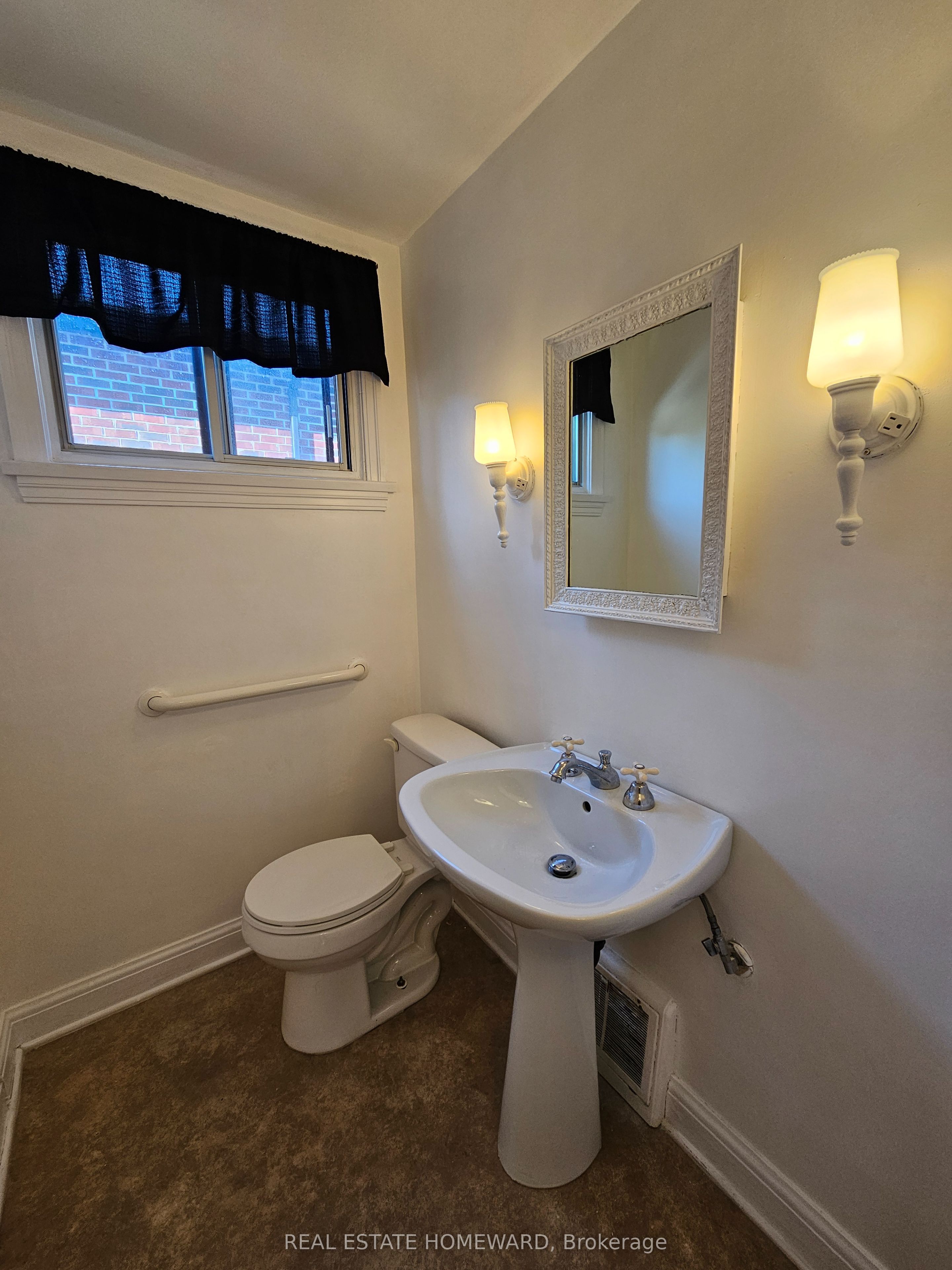 44 Harris Park Drive Property Photo 22
