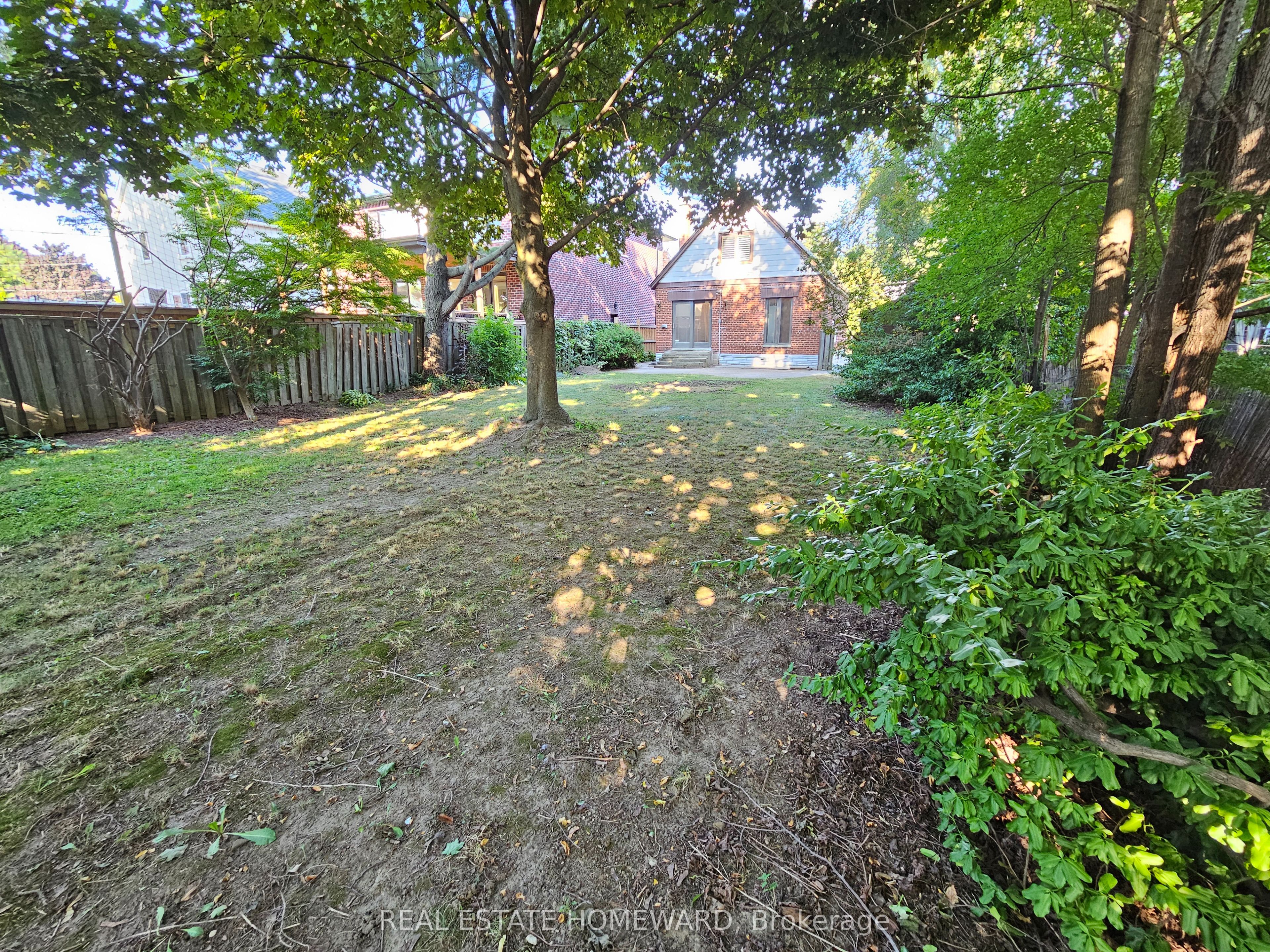 44 Harris Park Drive Property Photo 37