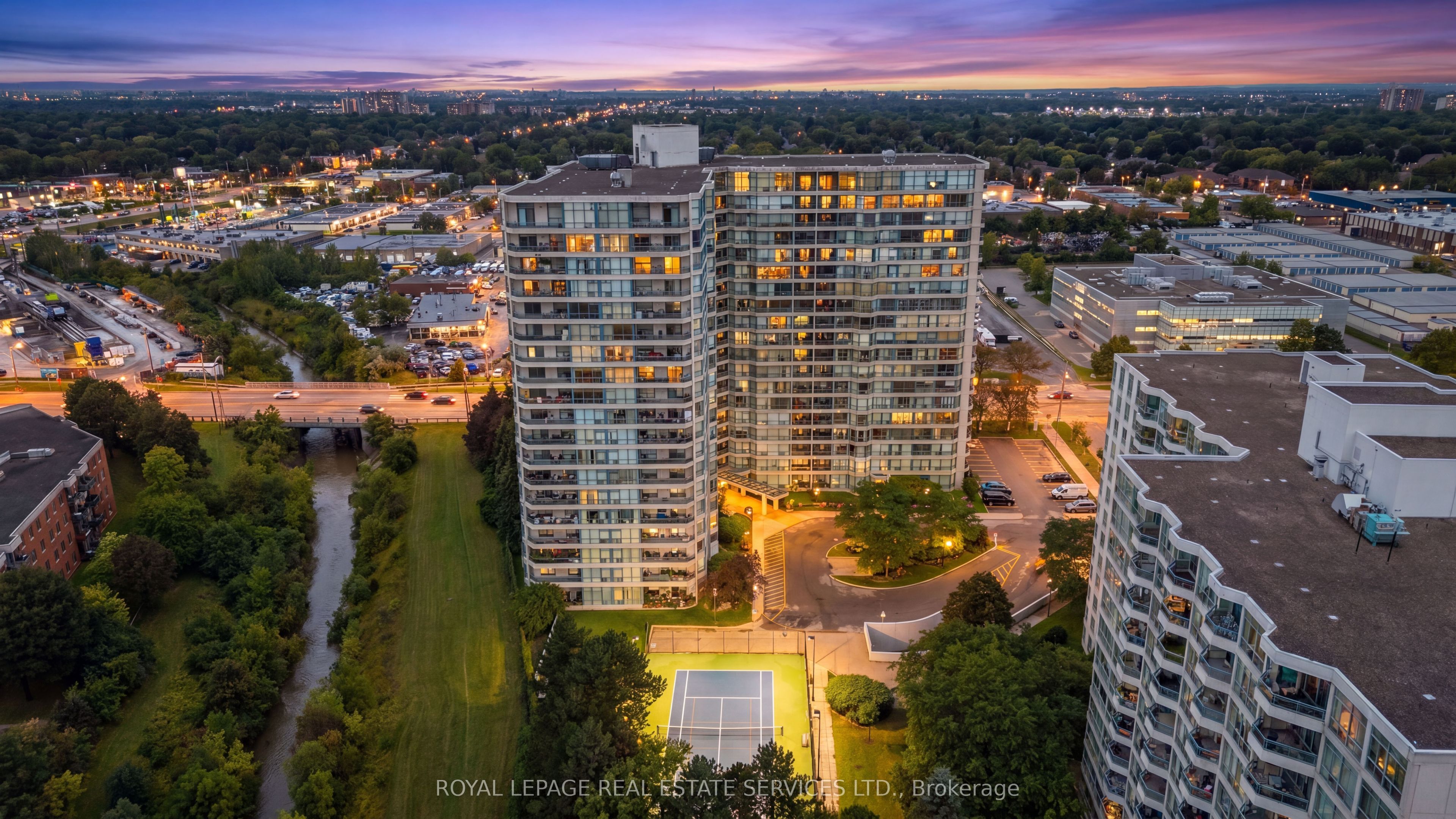 4725 Sheppard Avenue E 413 Property Photo 1