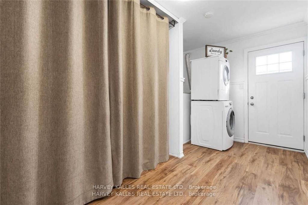 709 Annland Street Main Property Photo 10