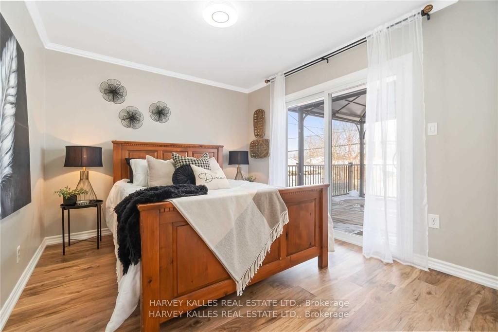 709 Annland Street Main Property Photo 11