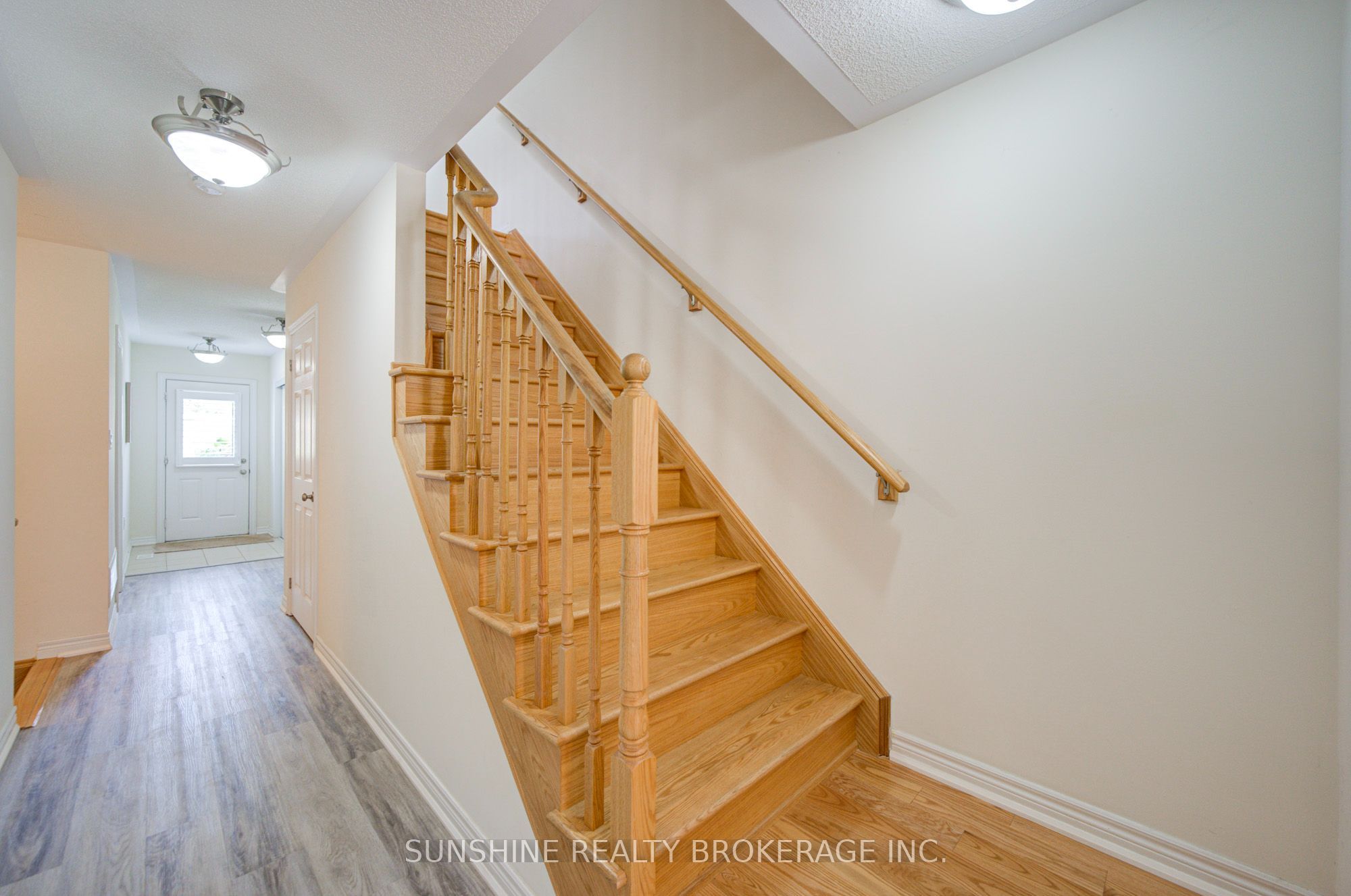 40 Pringdale Gardens Circle Property Photo 2