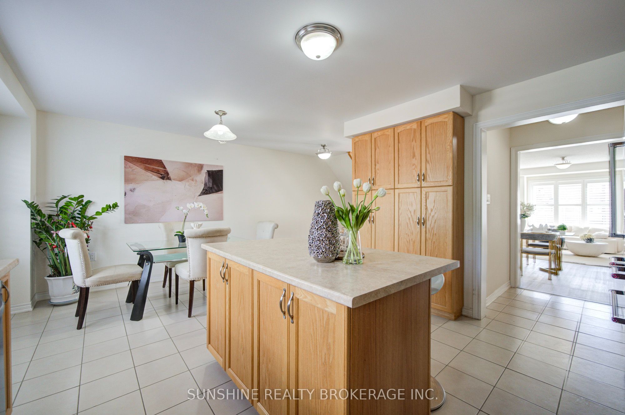 40 Pringdale Gardens Circle Property Photo 13