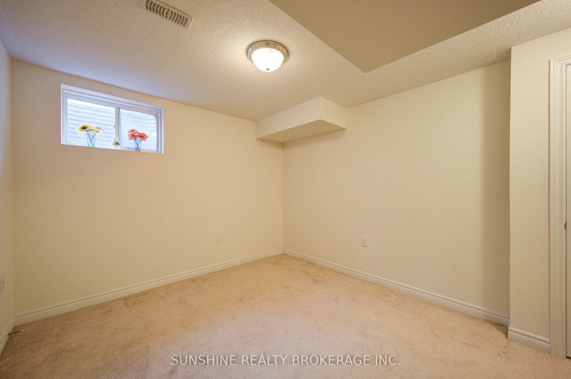 40 Pringdale Gardens Circle Property Photo 28