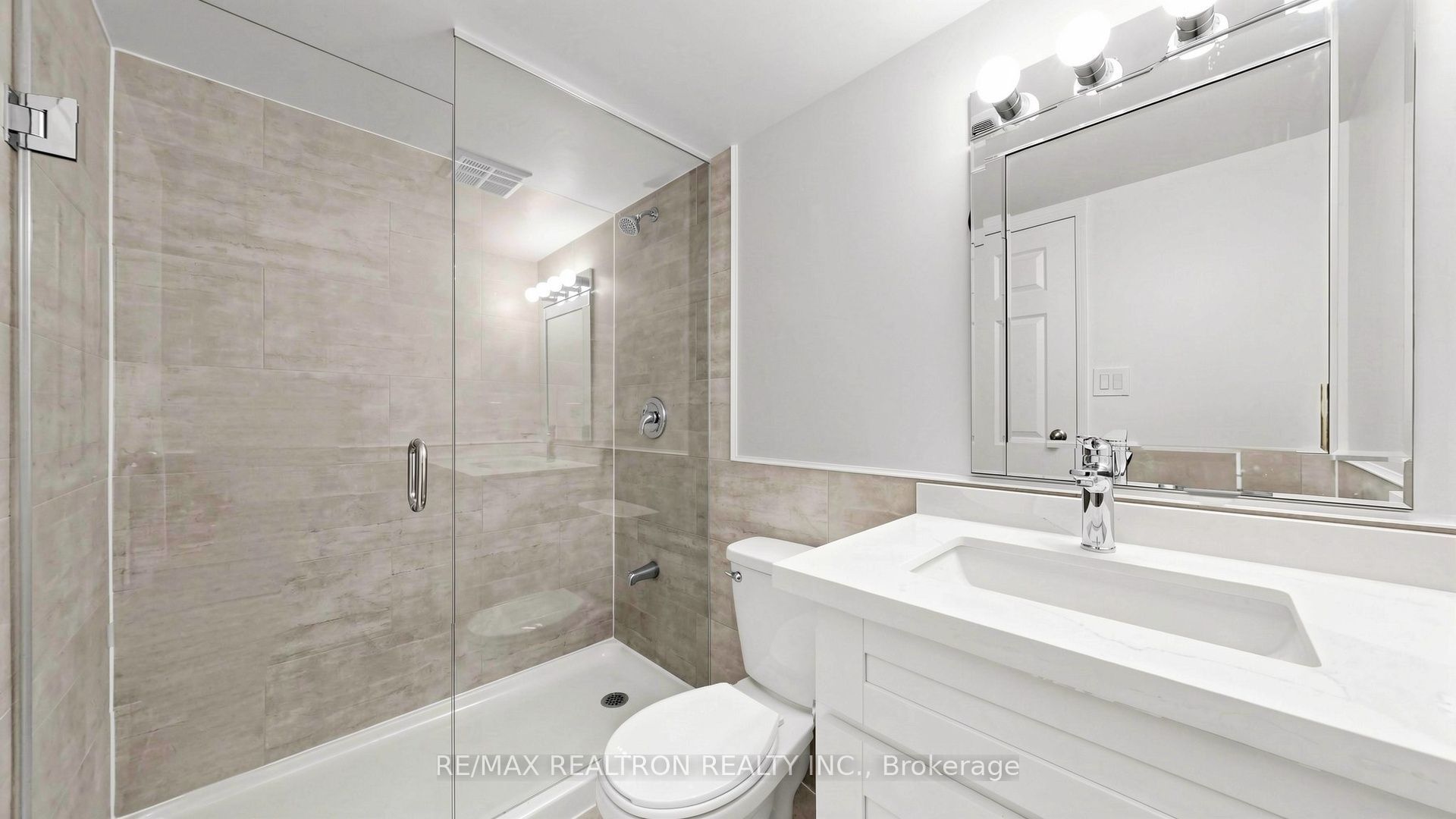 100 Wingarden Court 1011 Property Photo 23