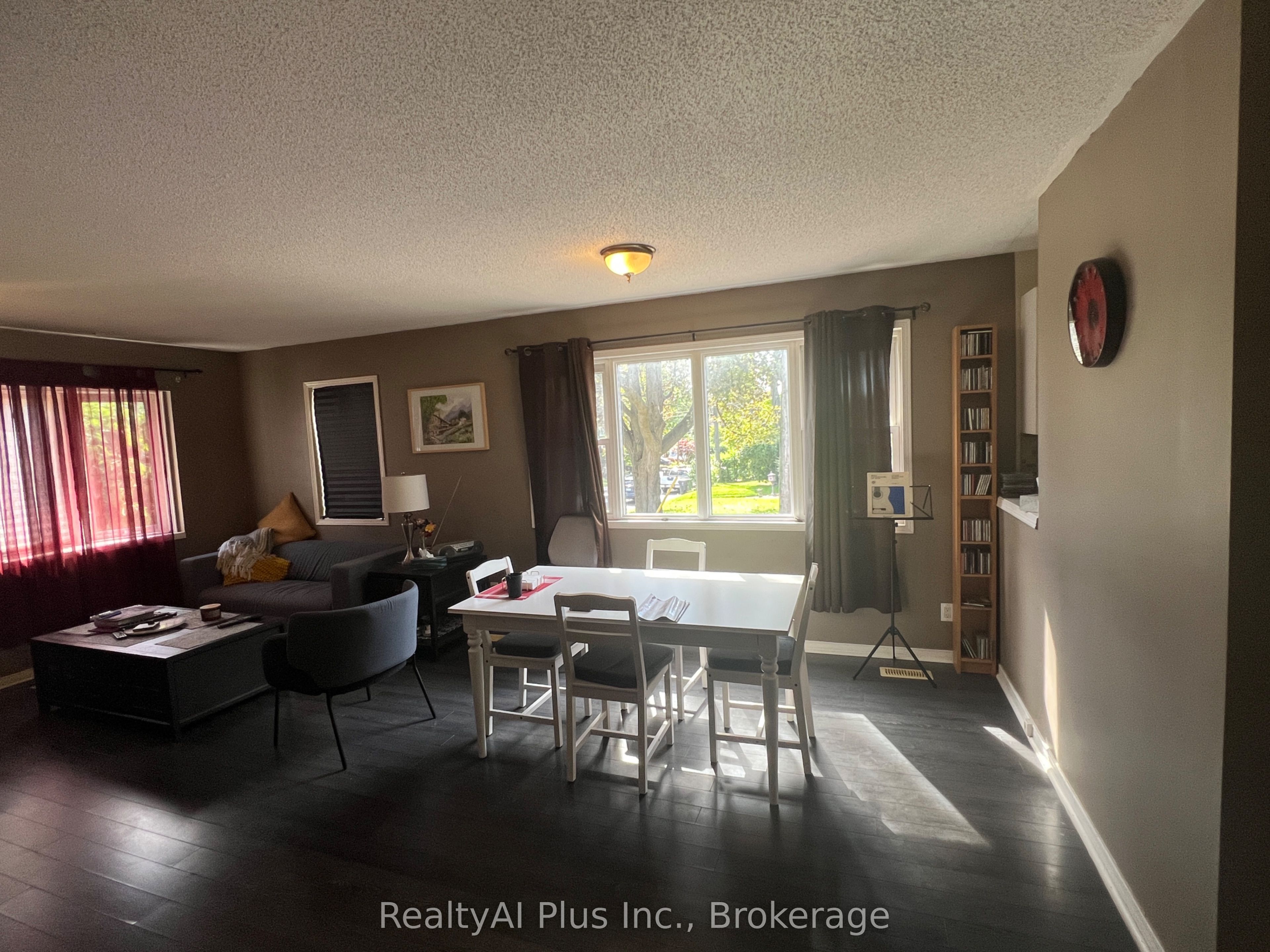 108 Kildonan Drive Property Photo 2