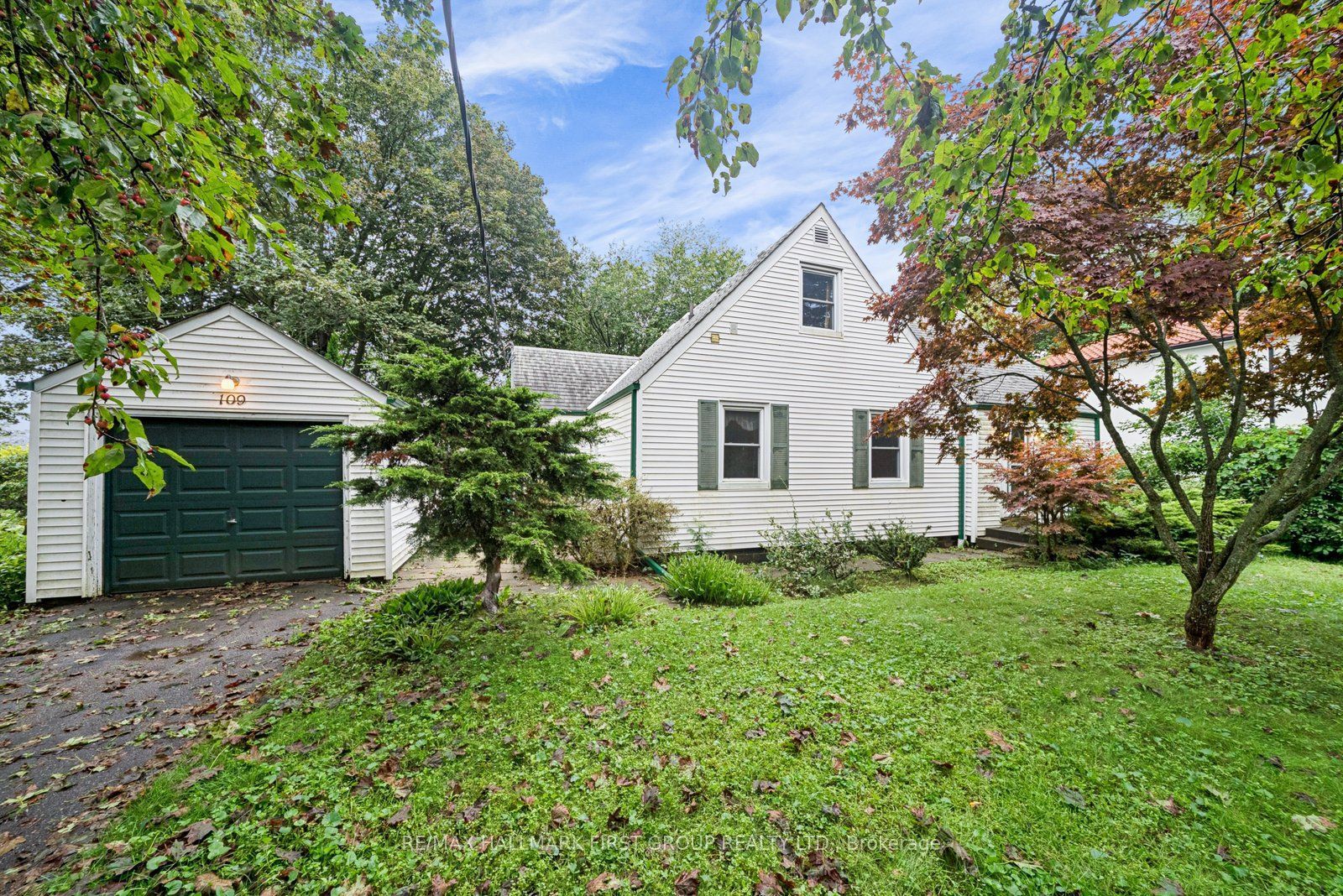 109 Colonel Danforth Trail Property Photo 2