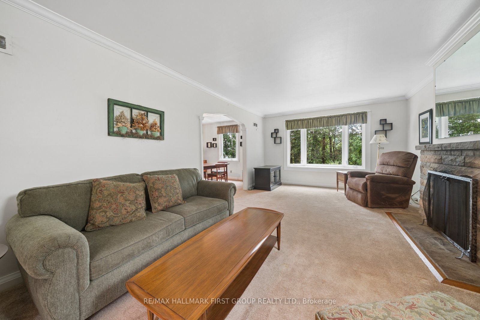 109 Colonel Danforth Trail Property Photo 6