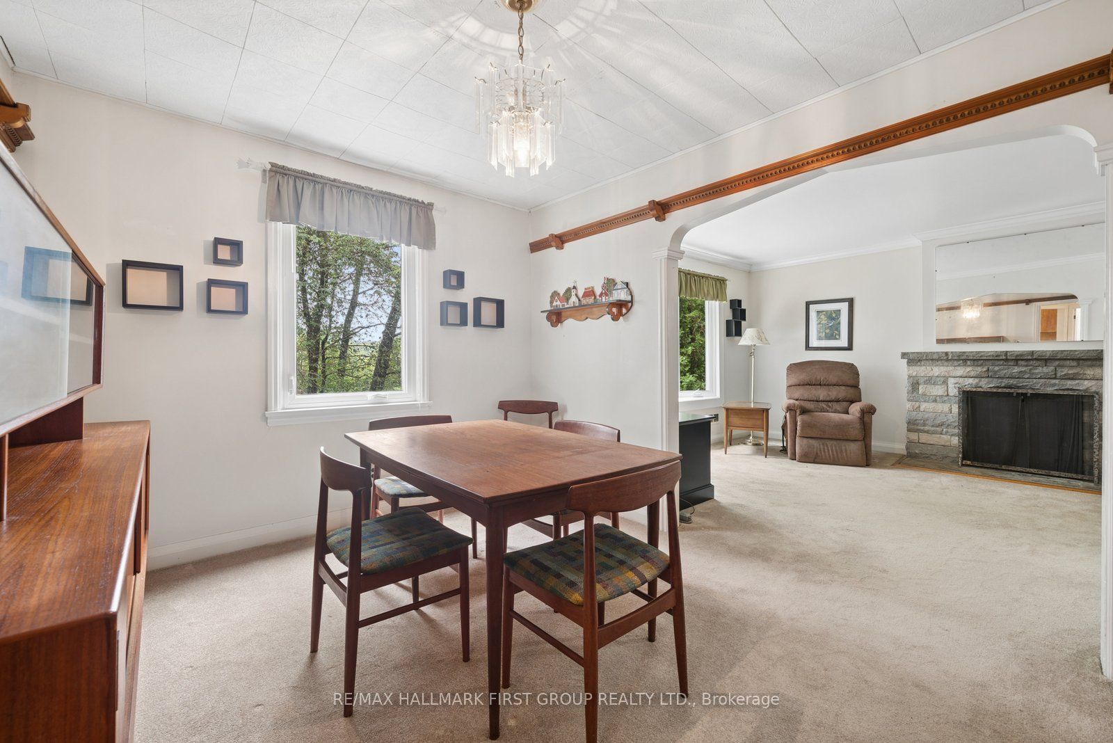 109 Colonel Danforth Trail Property Photo 8