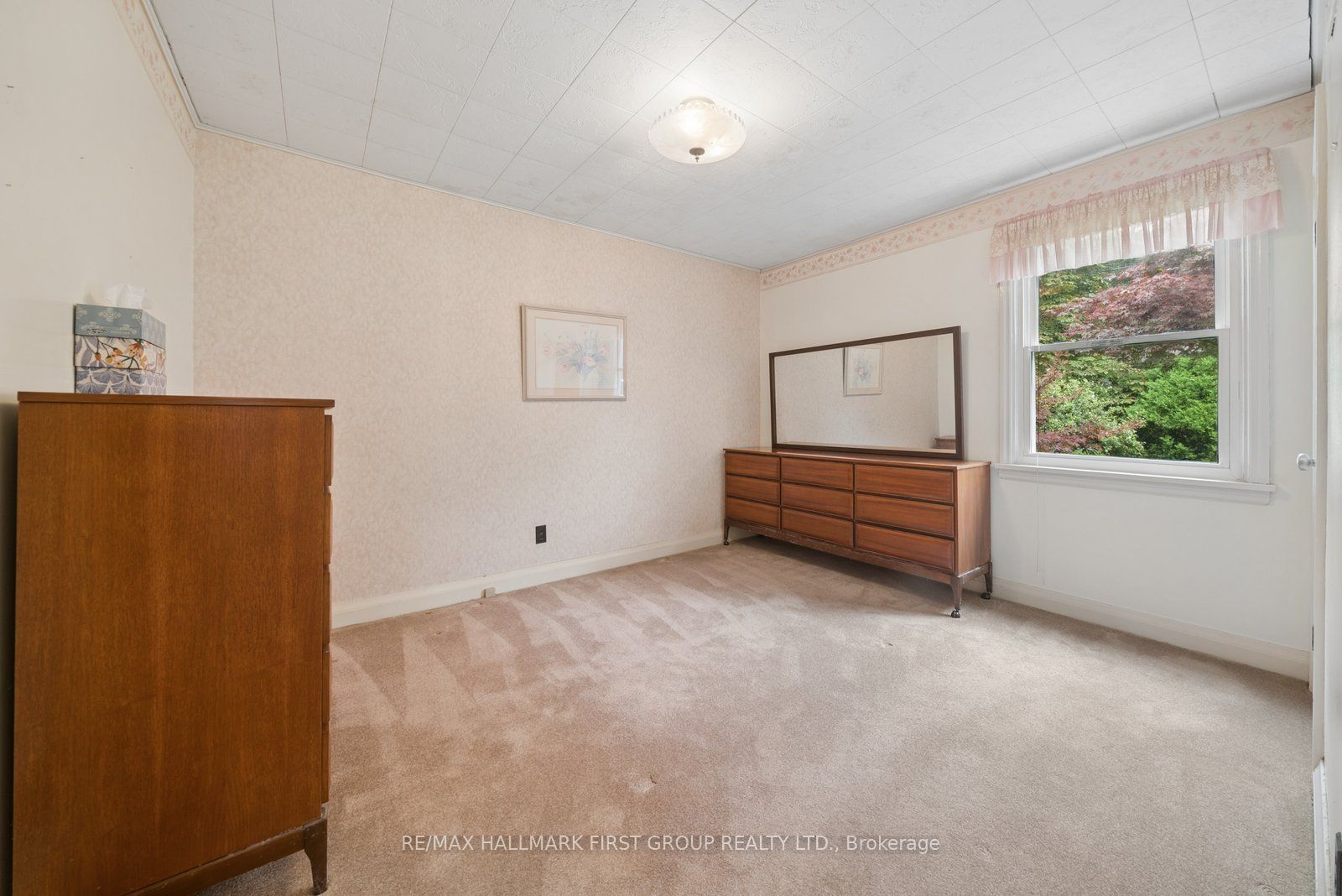 109 Colonel Danforth Trail Property Photo 16