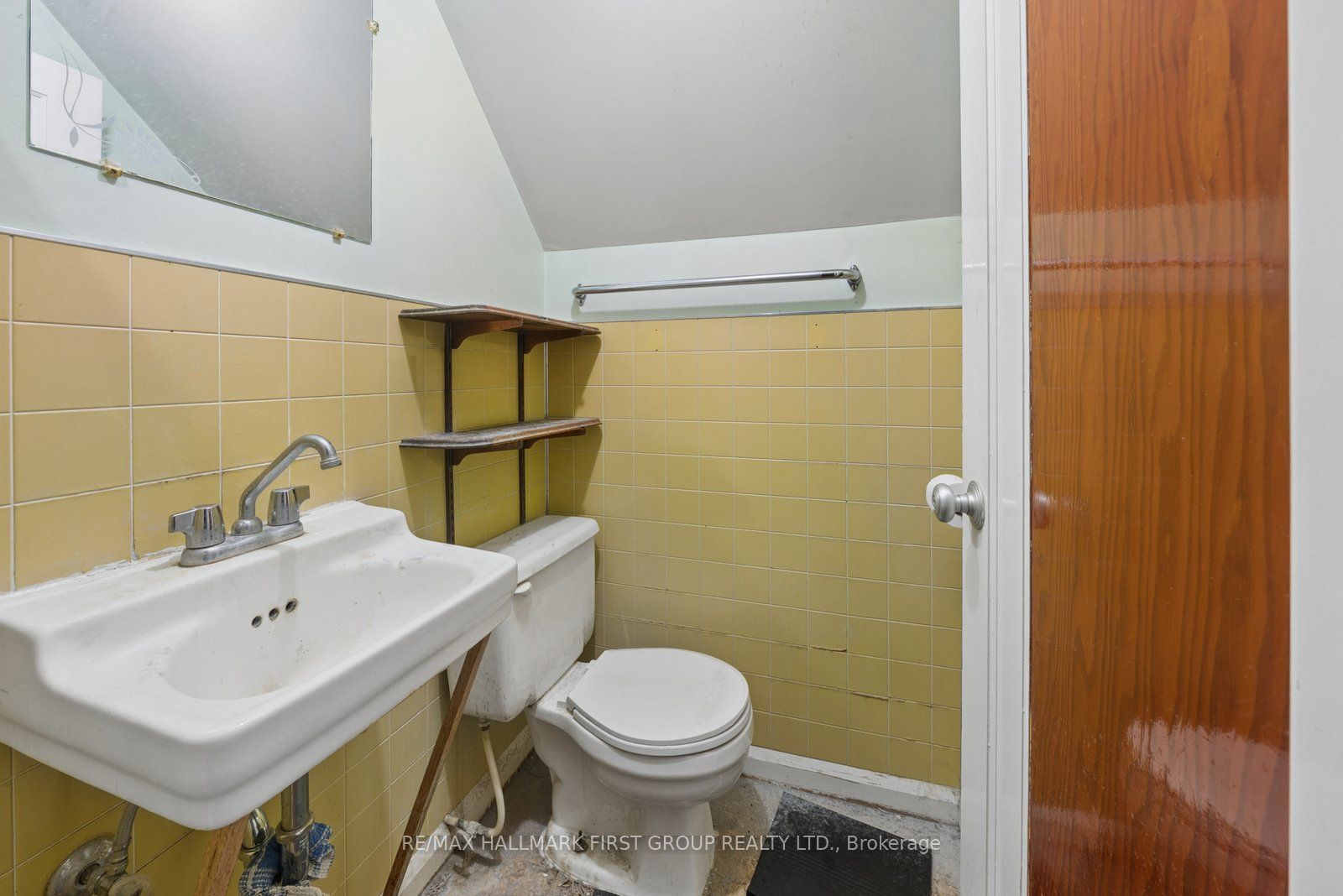 109 Colonel Danforth Trail Property Photo 25
