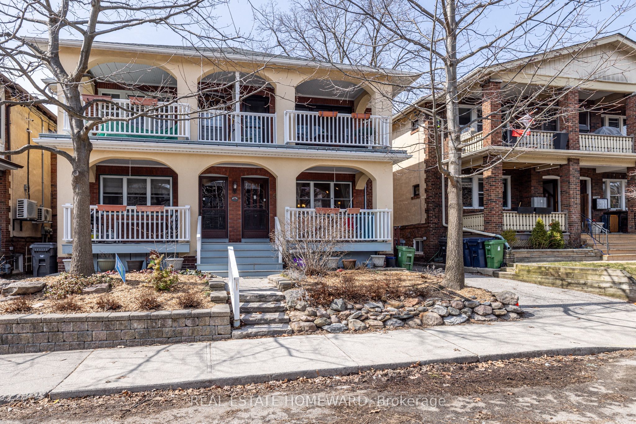 52 Wineva Avenue Main