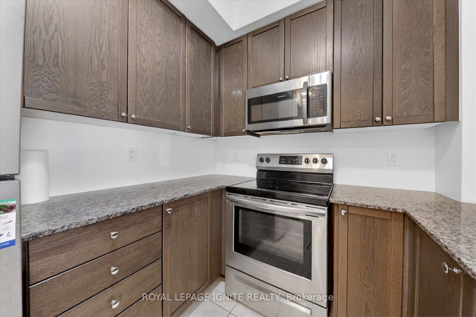 80 Shipway Avenue 215 Property Photo 12