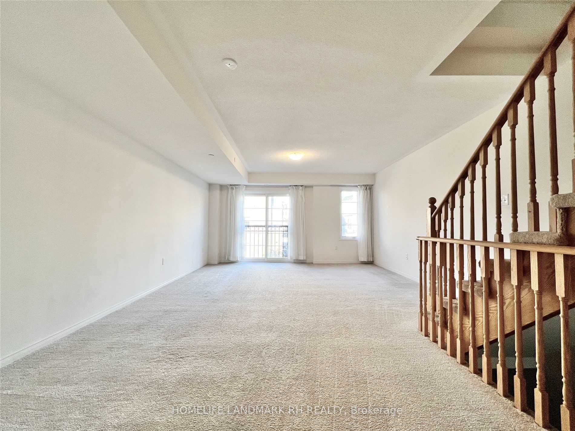 2633 Eaglesham Path Property Photo 5