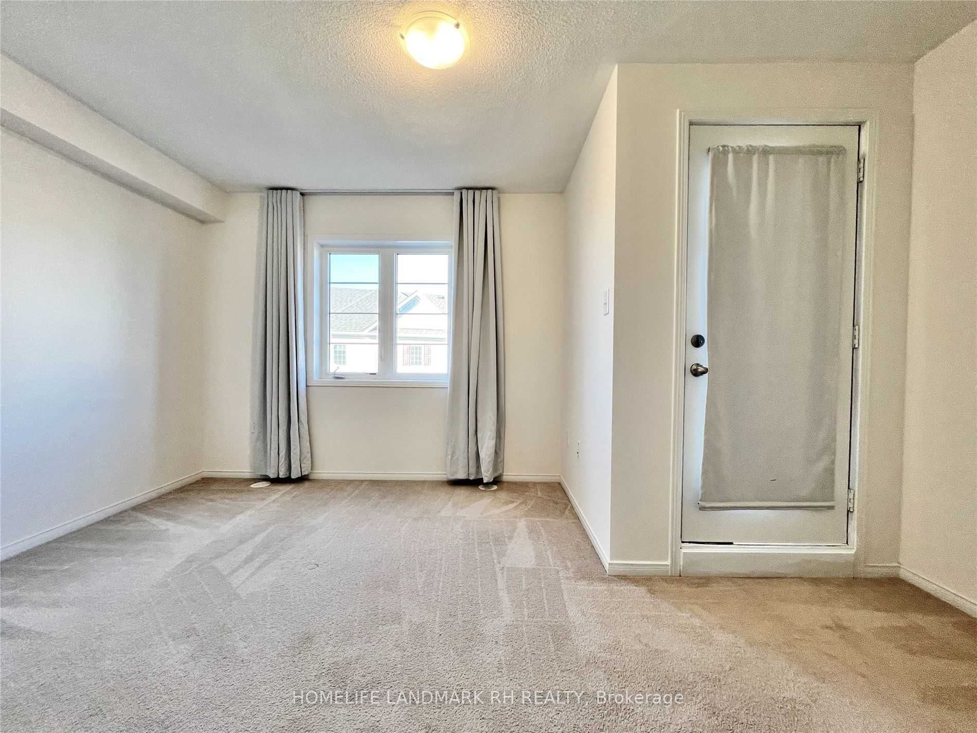 2633 Eaglesham Path Property Photo 9