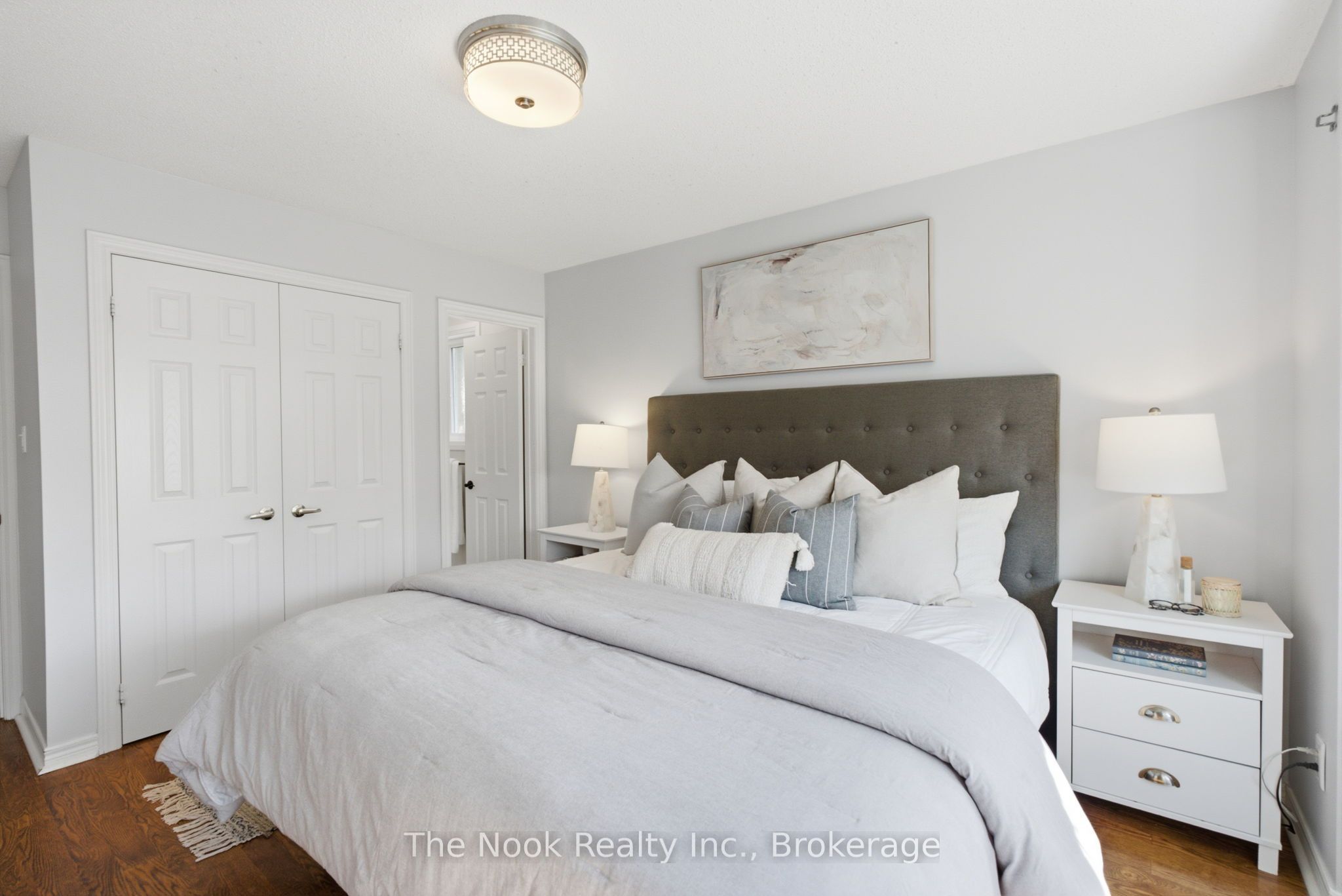 1633 Erindale Crescent Property Photo 17