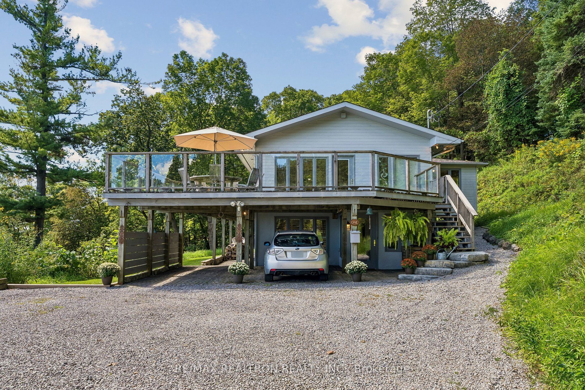 1 Ledge Road Property Photo 6