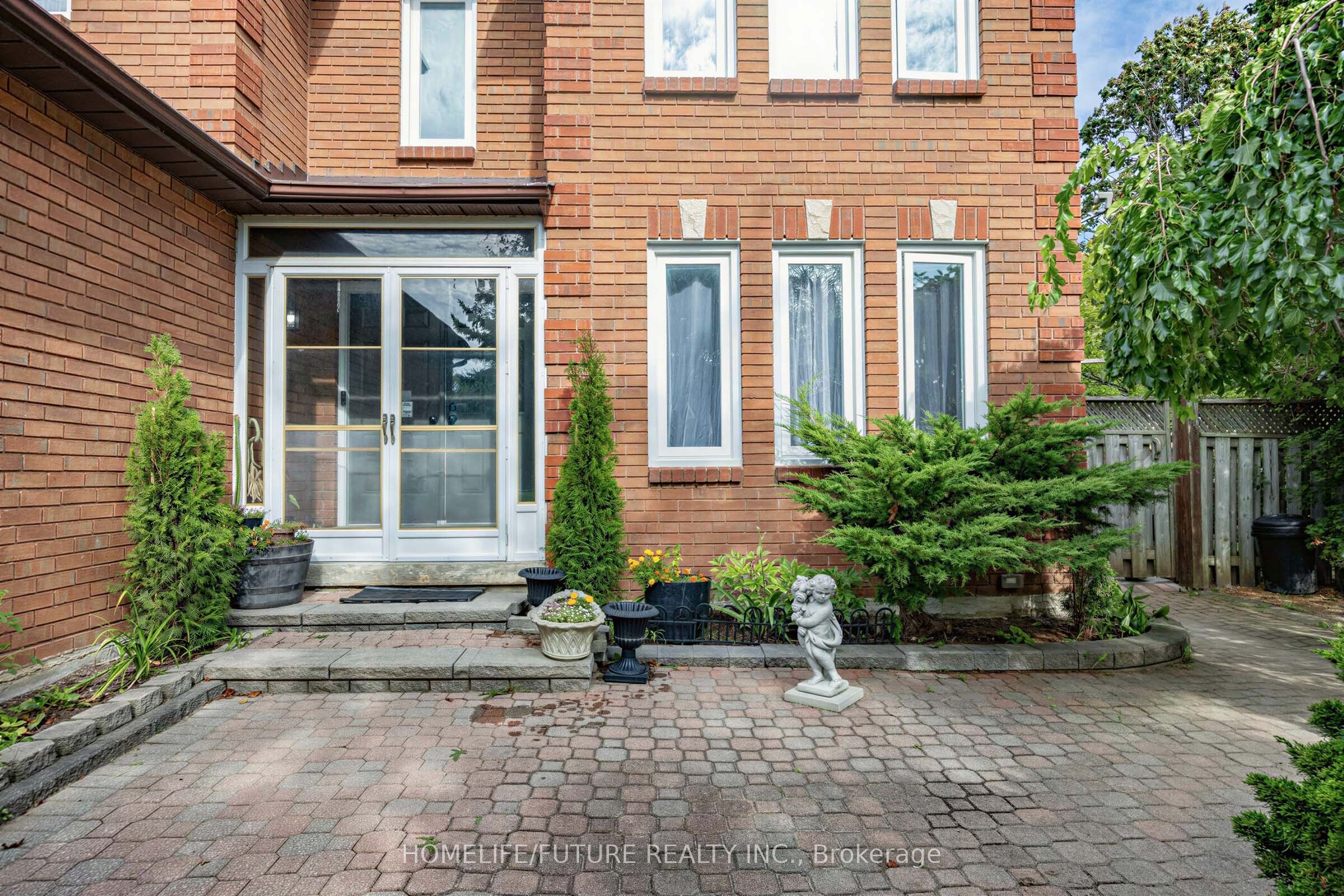 123 Bennett Avenue Property Photo 3